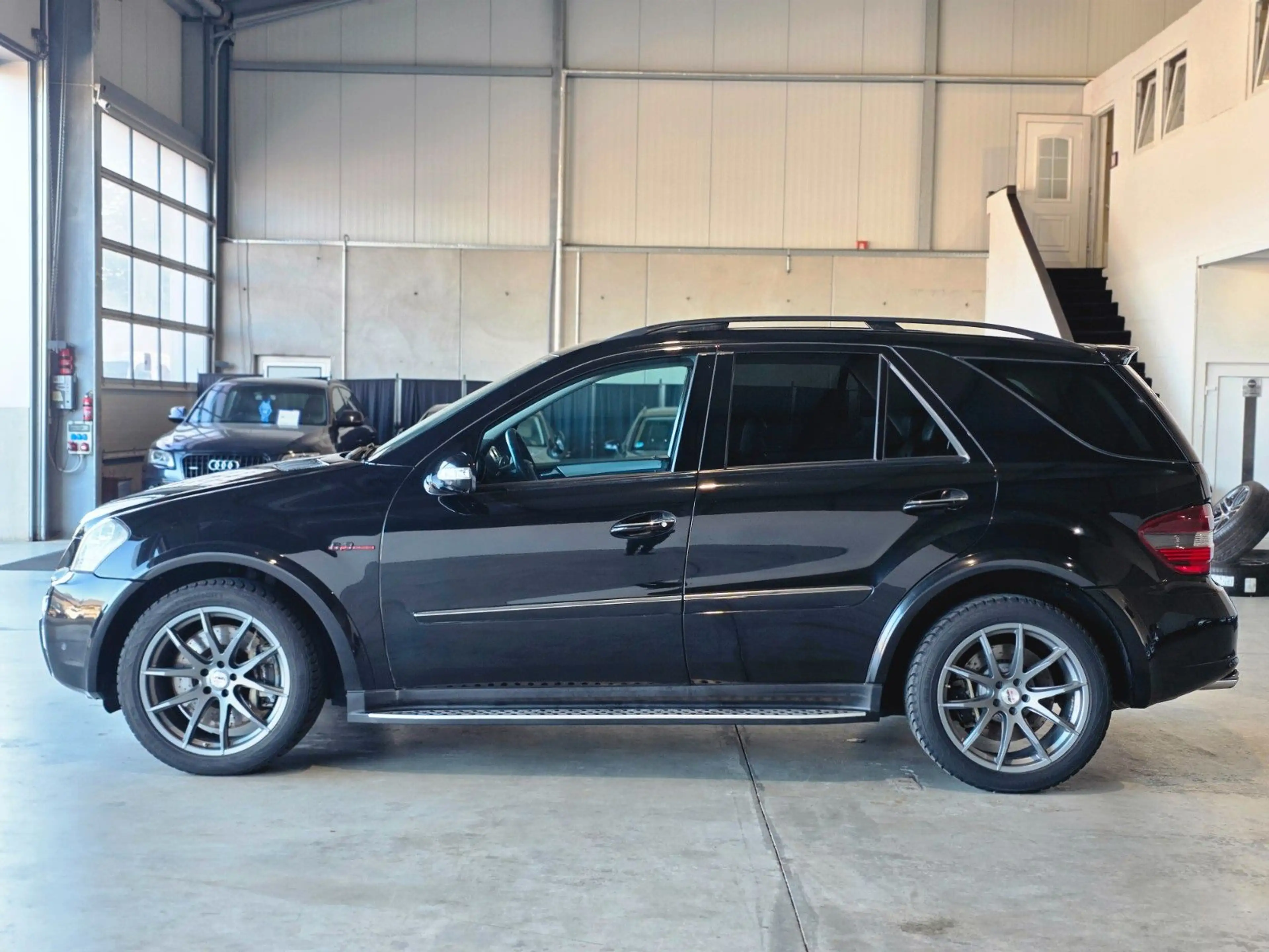 Mercedes-Benz ML 63 AMG ML 63 V8 AMG 4Matic|MEMORY|TV|HARMAN/KARDON|RFK — photo 9