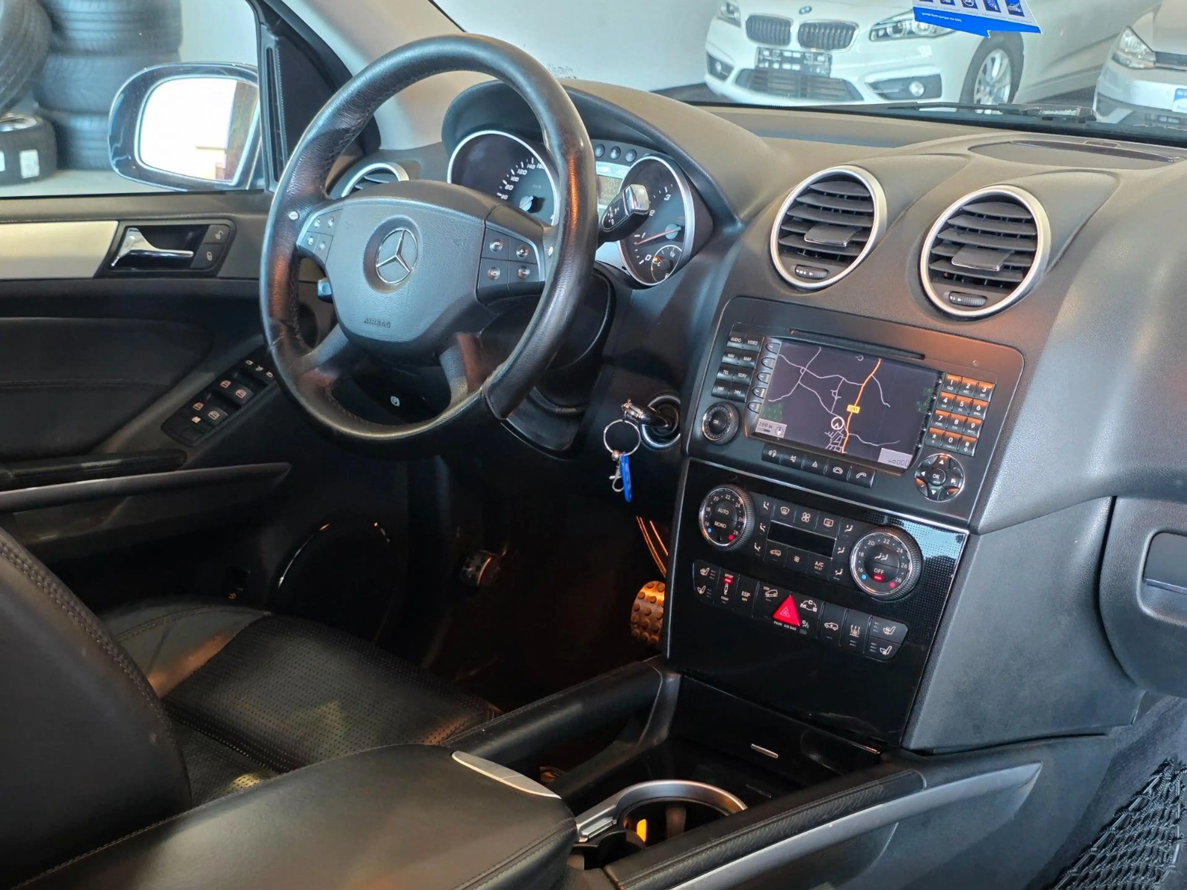 Mercedes-Benz ML 63 AMG ML 63 V8 AMG 4Matic|MEMORY|TV|HARMAN/KARDON|RFK — photo 14