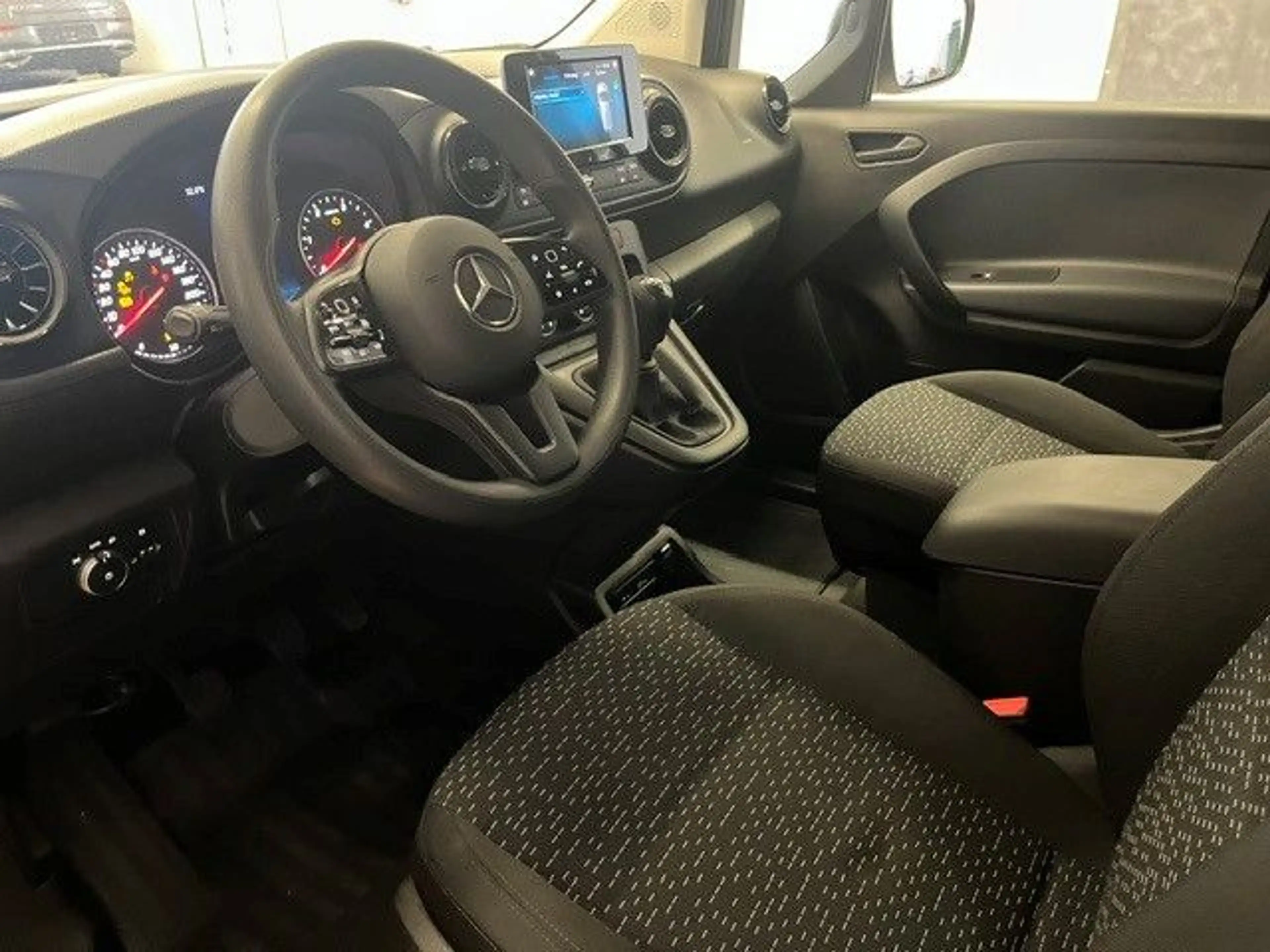 Mercedes-Benz Citan Kasten Pro 110 CDI Navi MBUX — photo 3