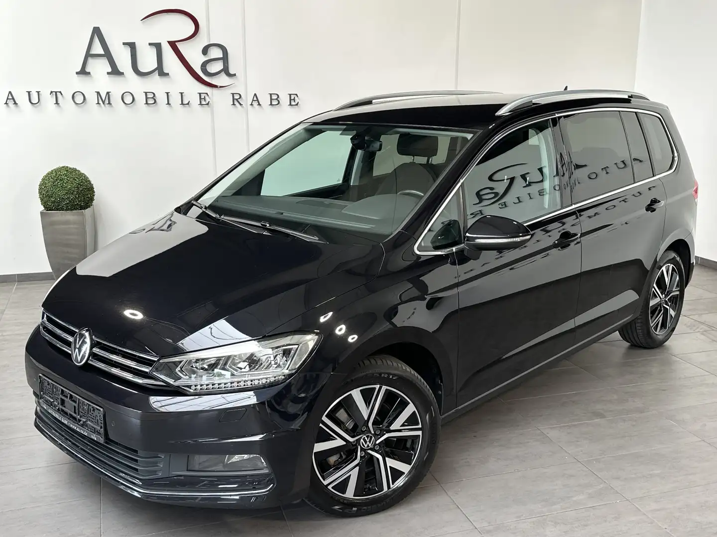 Volkswagen Touran 2.0 TDI DSG Highline NAV+LED+ACC+DAB+17ZO Negro - 1