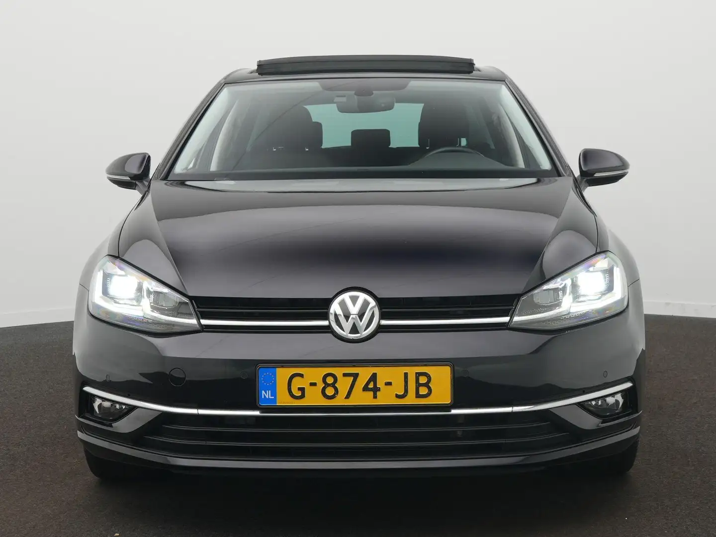 Volkswagen Golf 1.0 TSI Highline / Panodak / Camera / Virtual Negro - 2