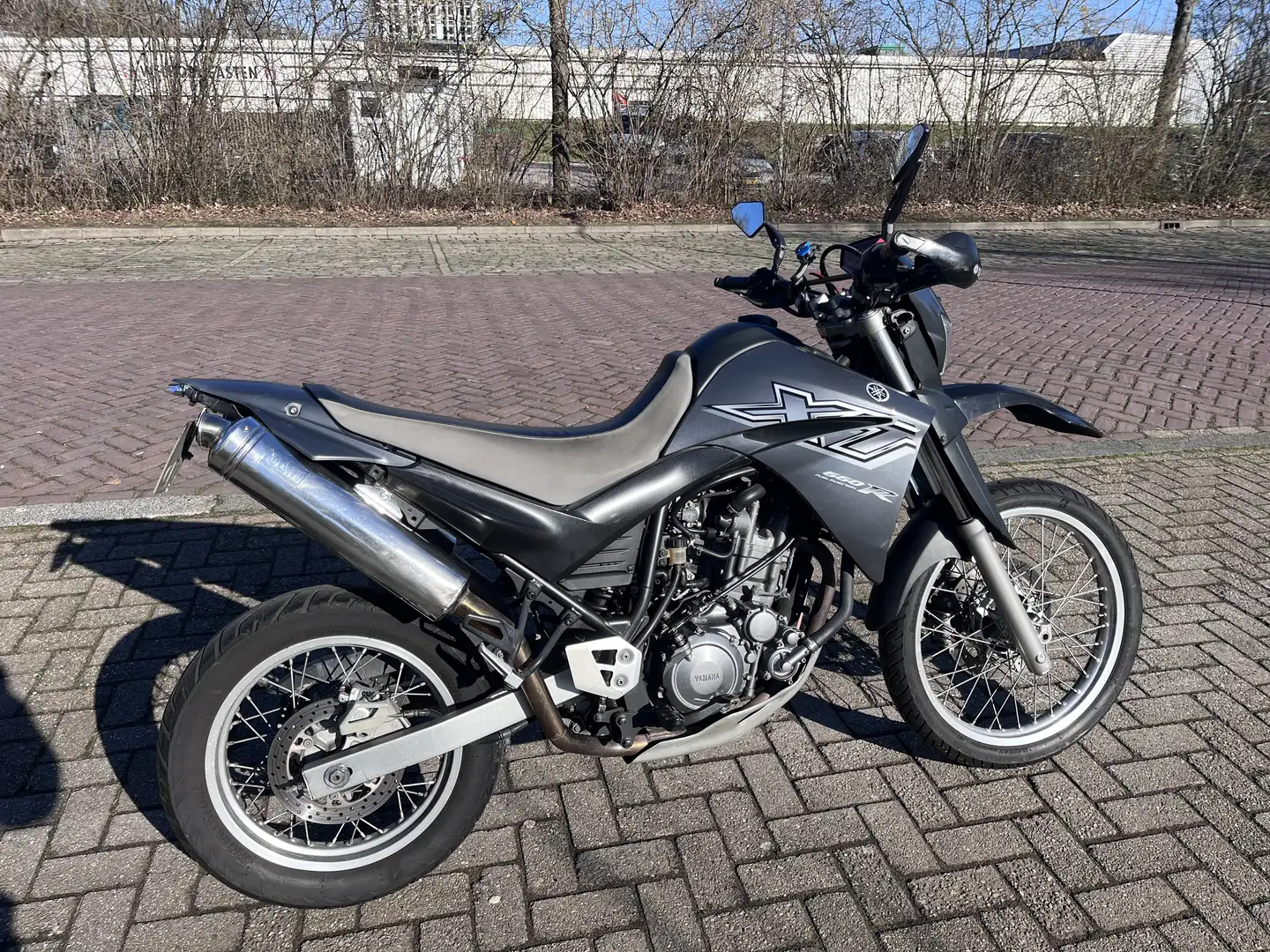 Yamaha XT 660 R Negro - 2