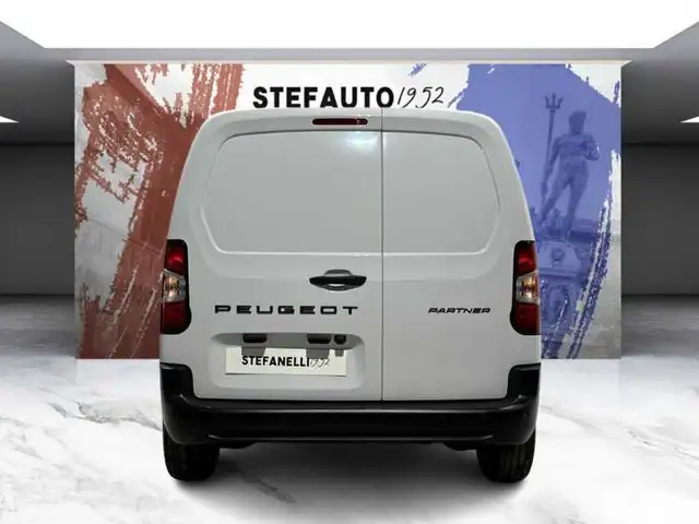 Peugeot Partner view 6