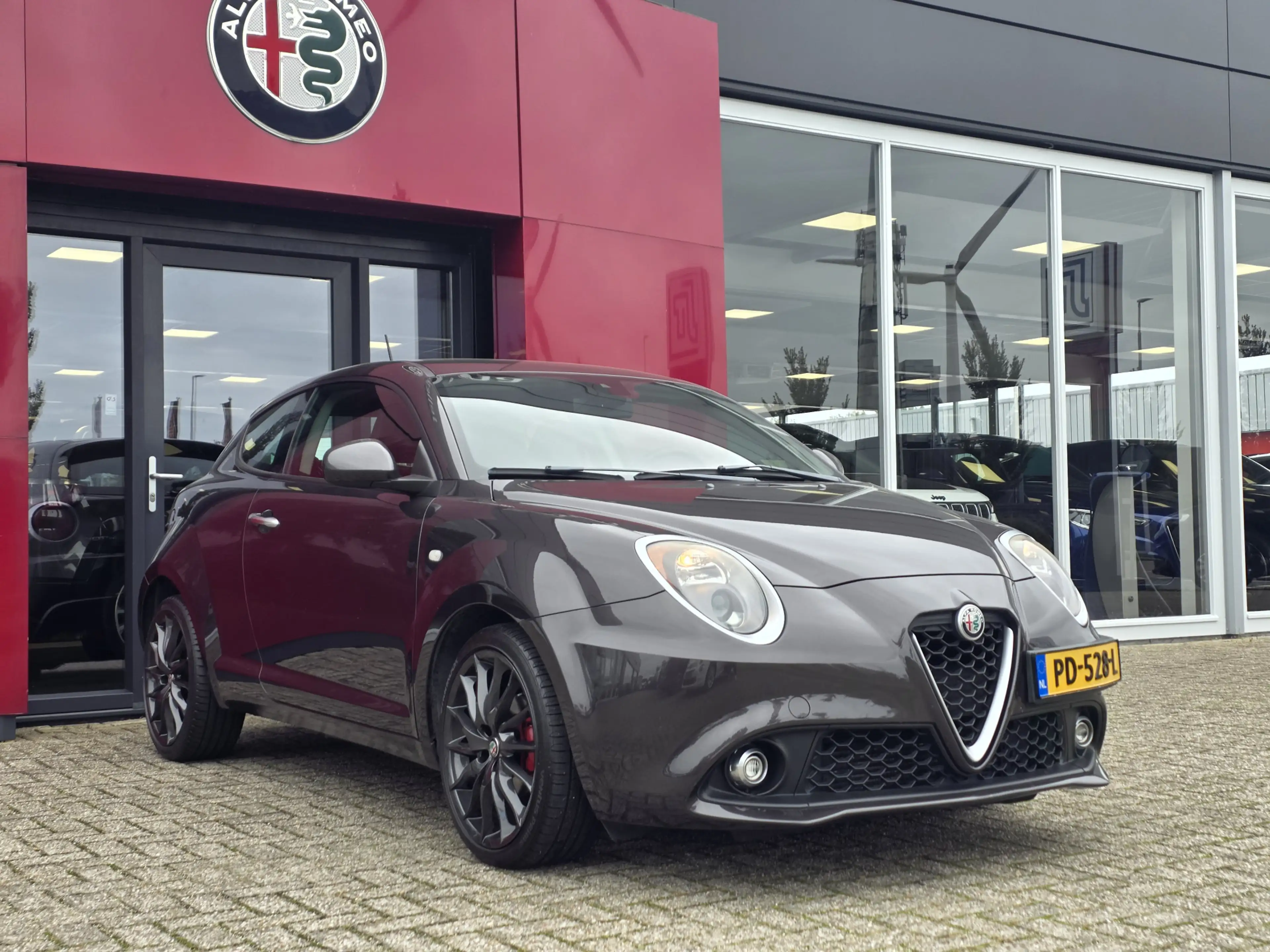 Alfa Romeo MiTo TwinAir Super | 18" velgen | Navigatie | Pack Velo — photo 4