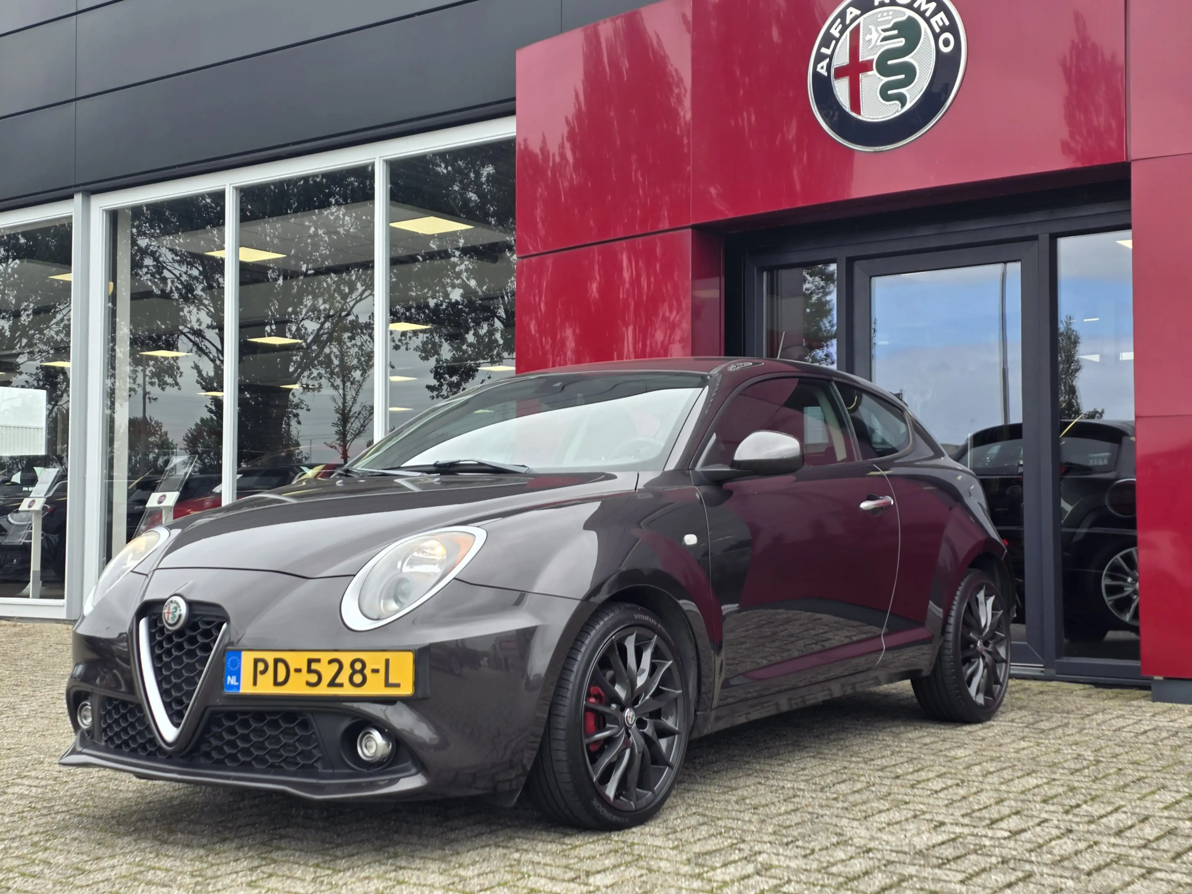 Alfa Romeo MiTo TwinAir Super | 18" velgen | Navigatie | Pack Velo — photo 5
