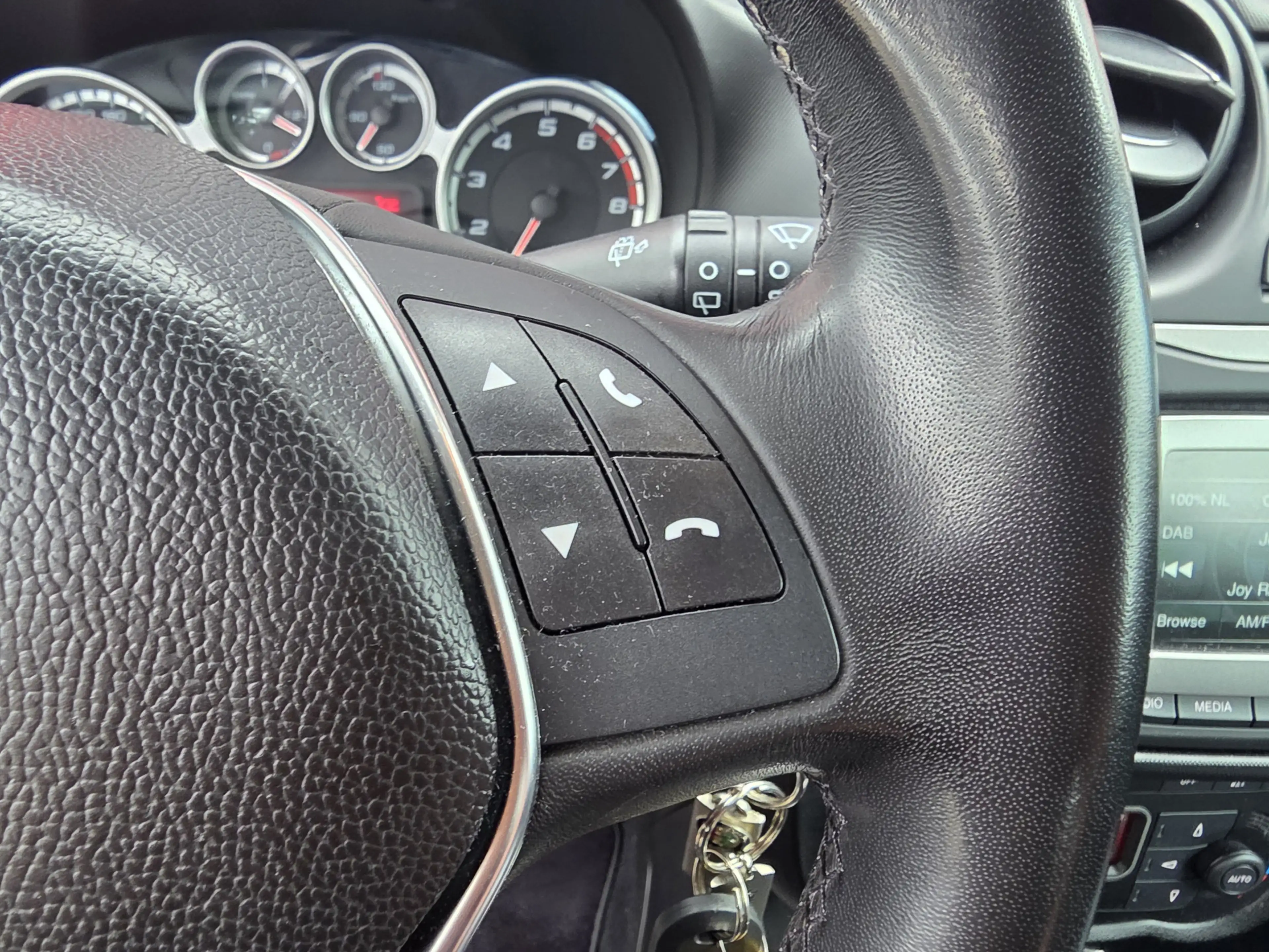 Alfa Romeo MiTo TwinAir Super | 18" velgen | Navigatie | Pack Velo — photo 14