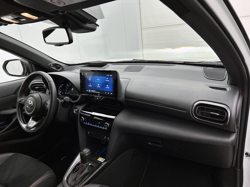 Toyota Yaris Cross 1.5 Hybrid GR Sport | BTW voertuig | Head-Up Displ — photo 6