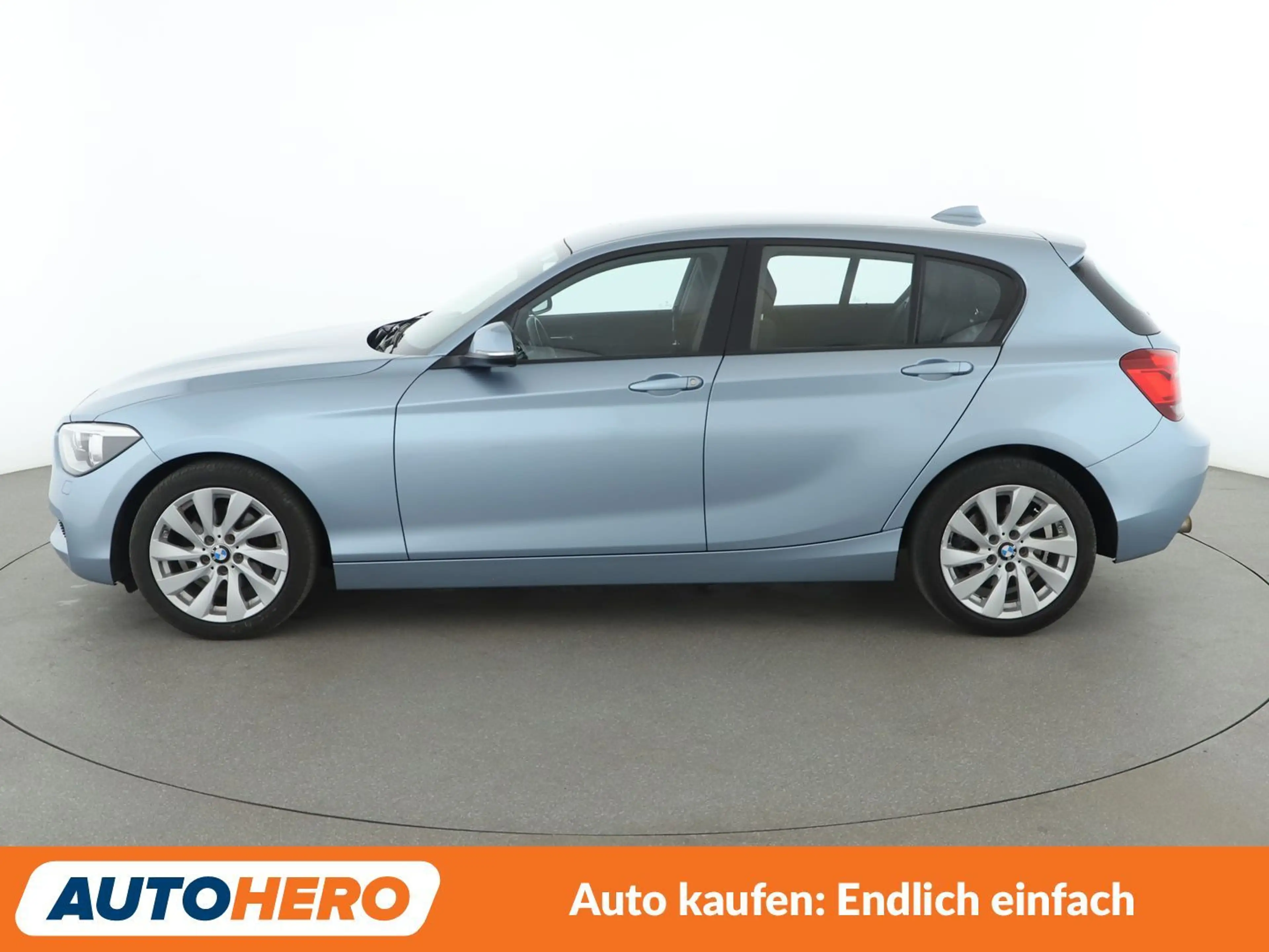 BMW 125 125i Aut.*NAVI*XENON*TEMPO*PDC*KLIMA*SHZ*ALU* — photo 3