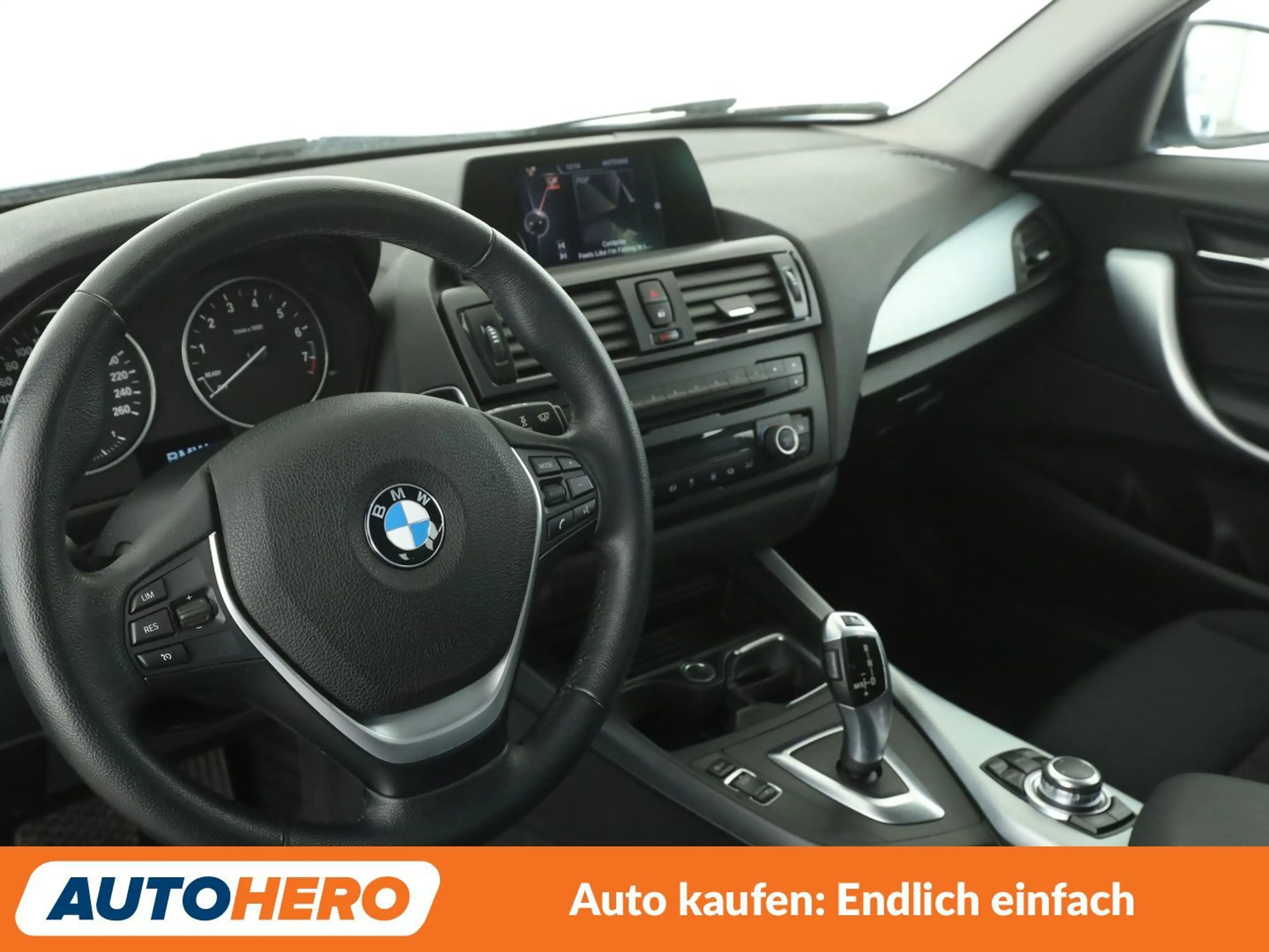 BMW 125 125i Aut.*NAVI*XENON*TEMPO*PDC*KLIMA*SHZ*ALU* — photo 11