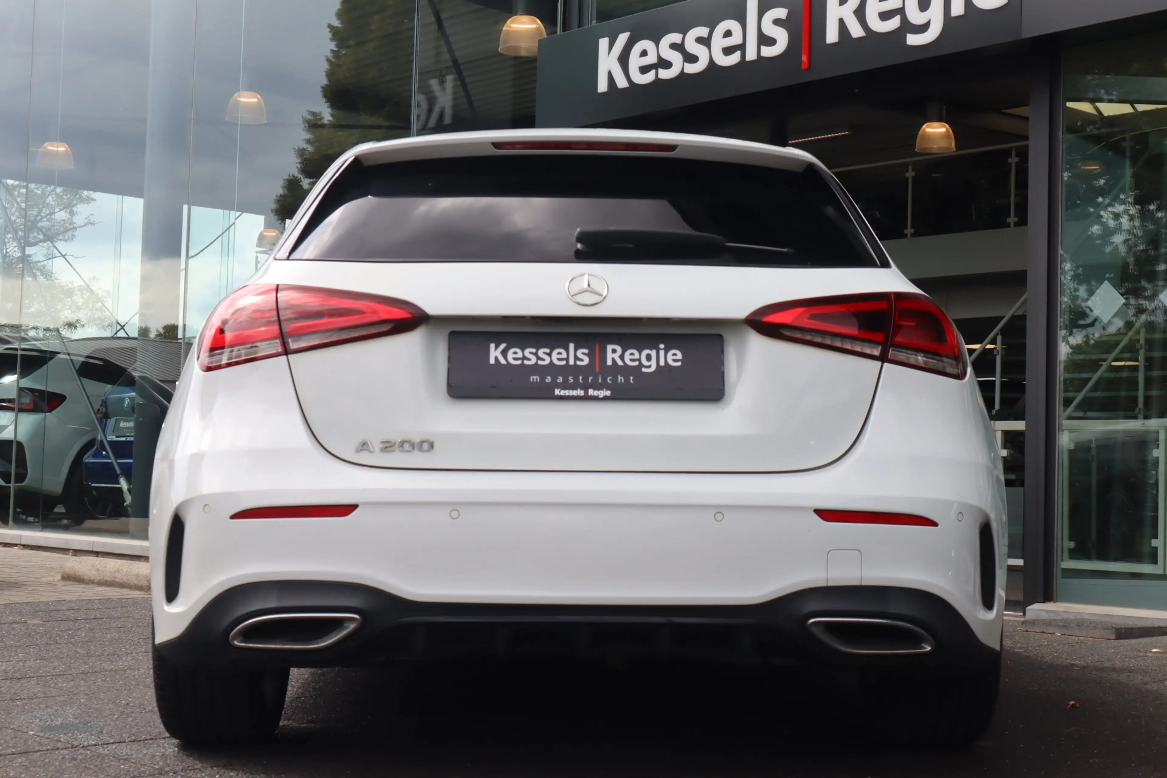 Mercedes-Benz A 200 AMG Pano Sfeerverlichting Burmester Camera Widescr — photo 4