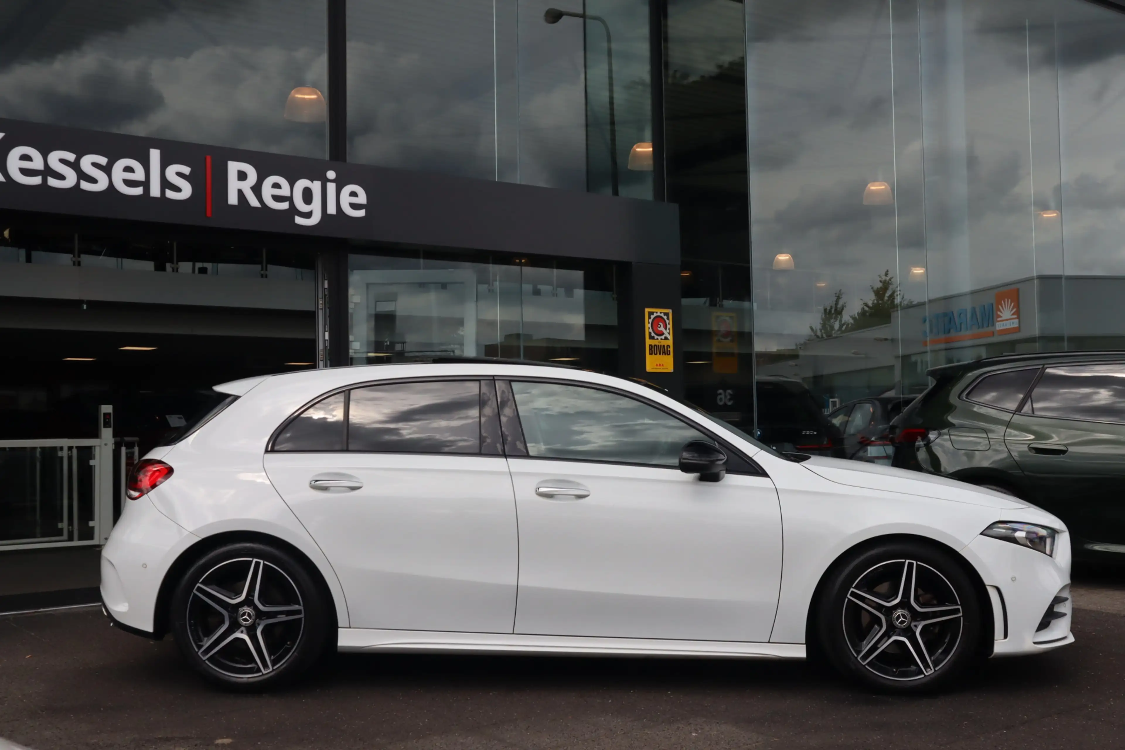 Mercedes-Benz A 200 AMG Pano Sfeerverlichting Burmester Camera Widescr — photo 5