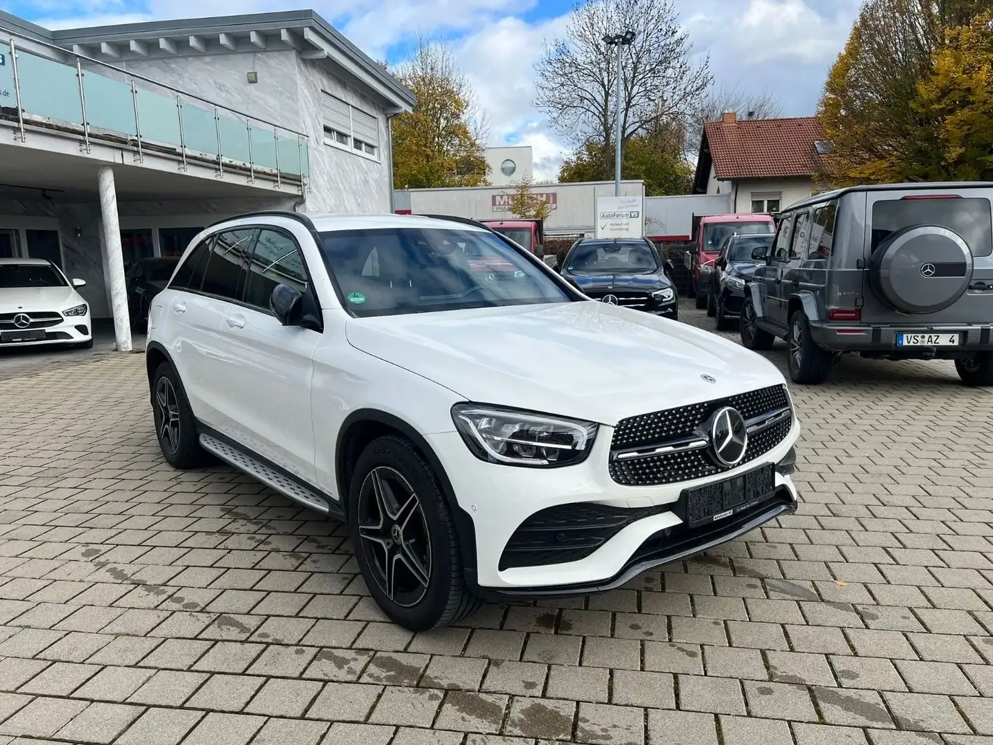 Mercedes-Benz GLC 220 d 4M*AMG*MBUX*Night*Distr.*RCAM*AHK Blanc - 1