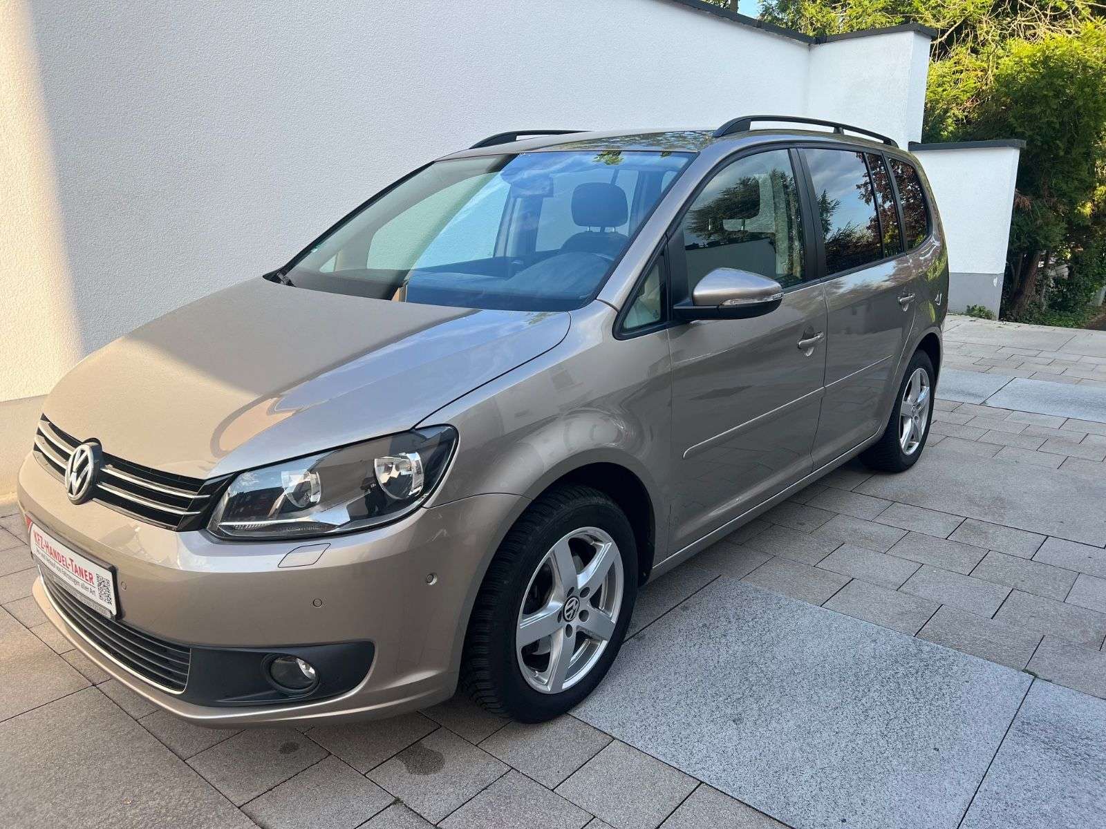Second hand Volkswagen Touran 1.6