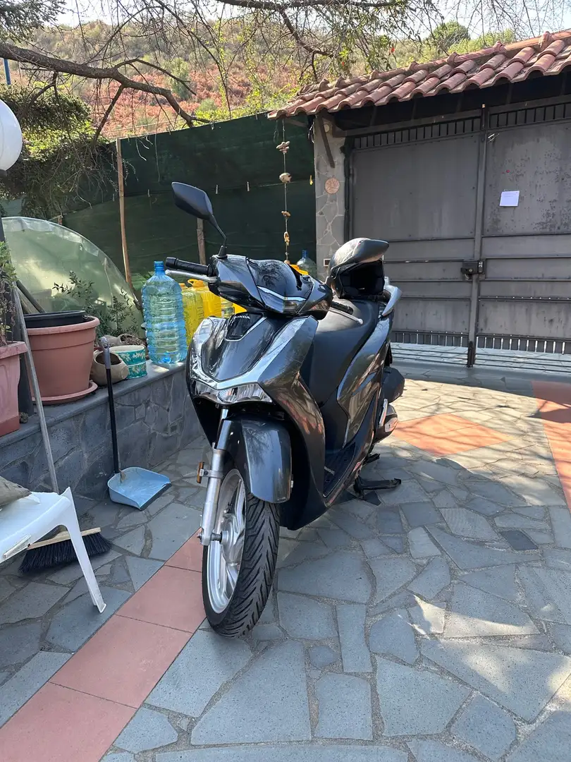 Honda SH 125 Argento - 2