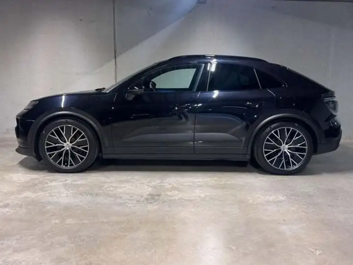 Porsche Macan 2024, foto 3