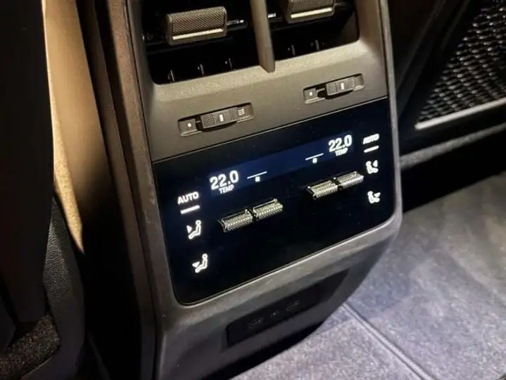 Porsche Macan 2024, foto 22