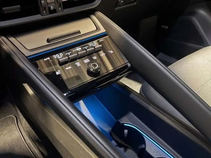 Porsche Macan 2024, foto 21