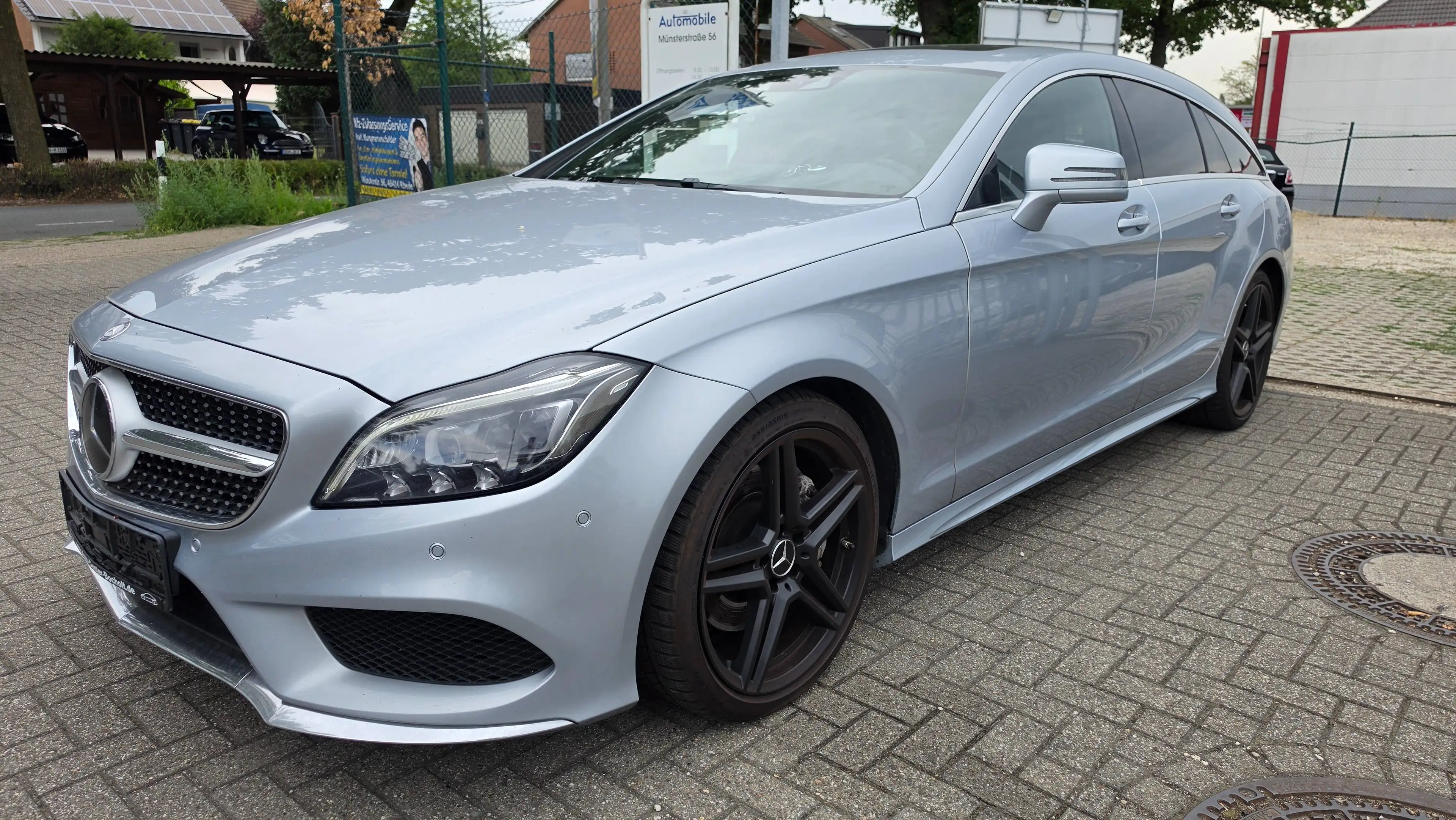 Mercedes-Benz CLS 350 CLS 350 CDI Shooting Brake d 9G-TRONIC Final Edition AMG Paket — photo 2