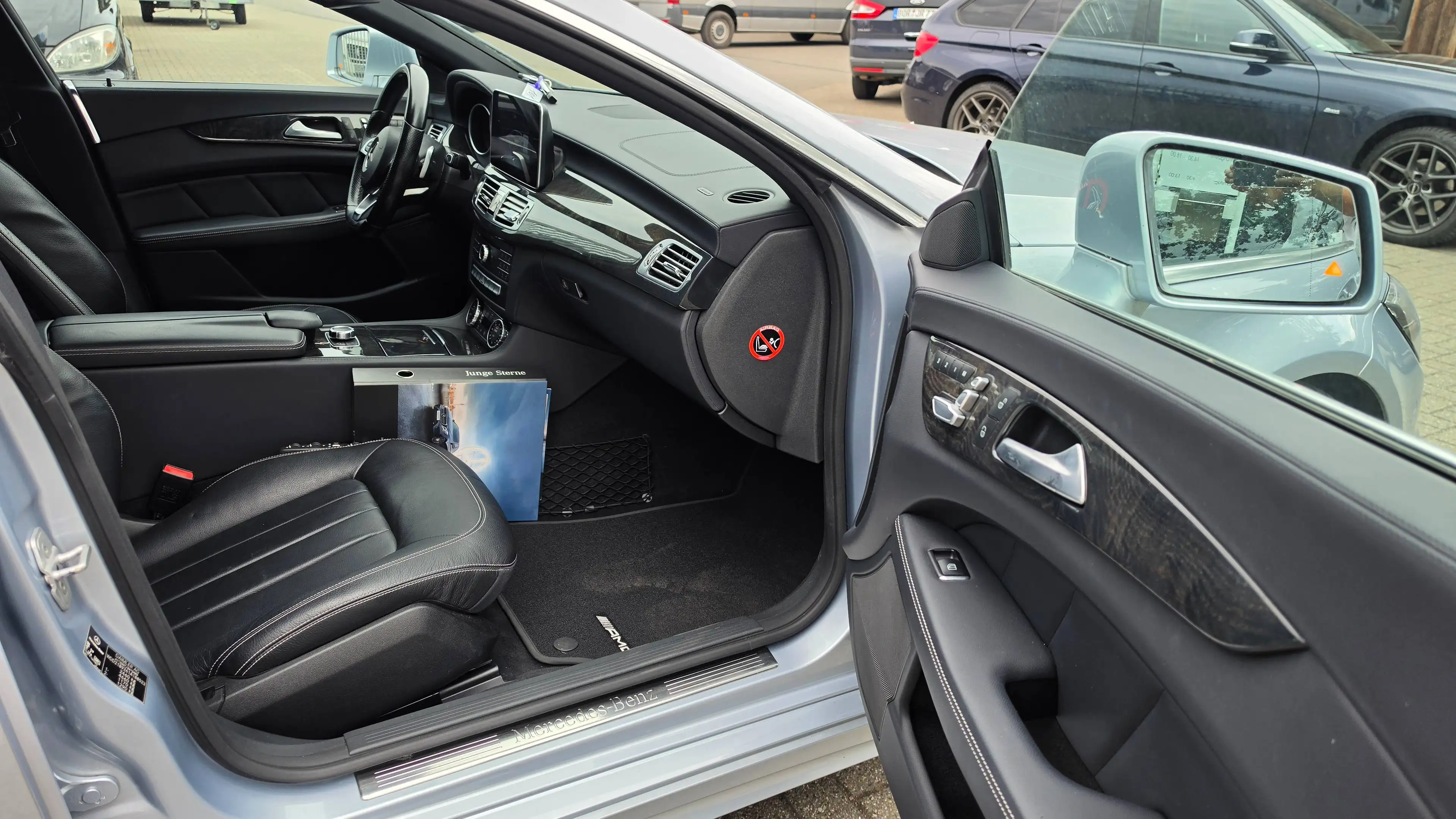 Mercedes-Benz CLS 350 CLS 350 CDI Shooting Brake d 9G-TRONIC Final Edition AMG Paket — photo 11
