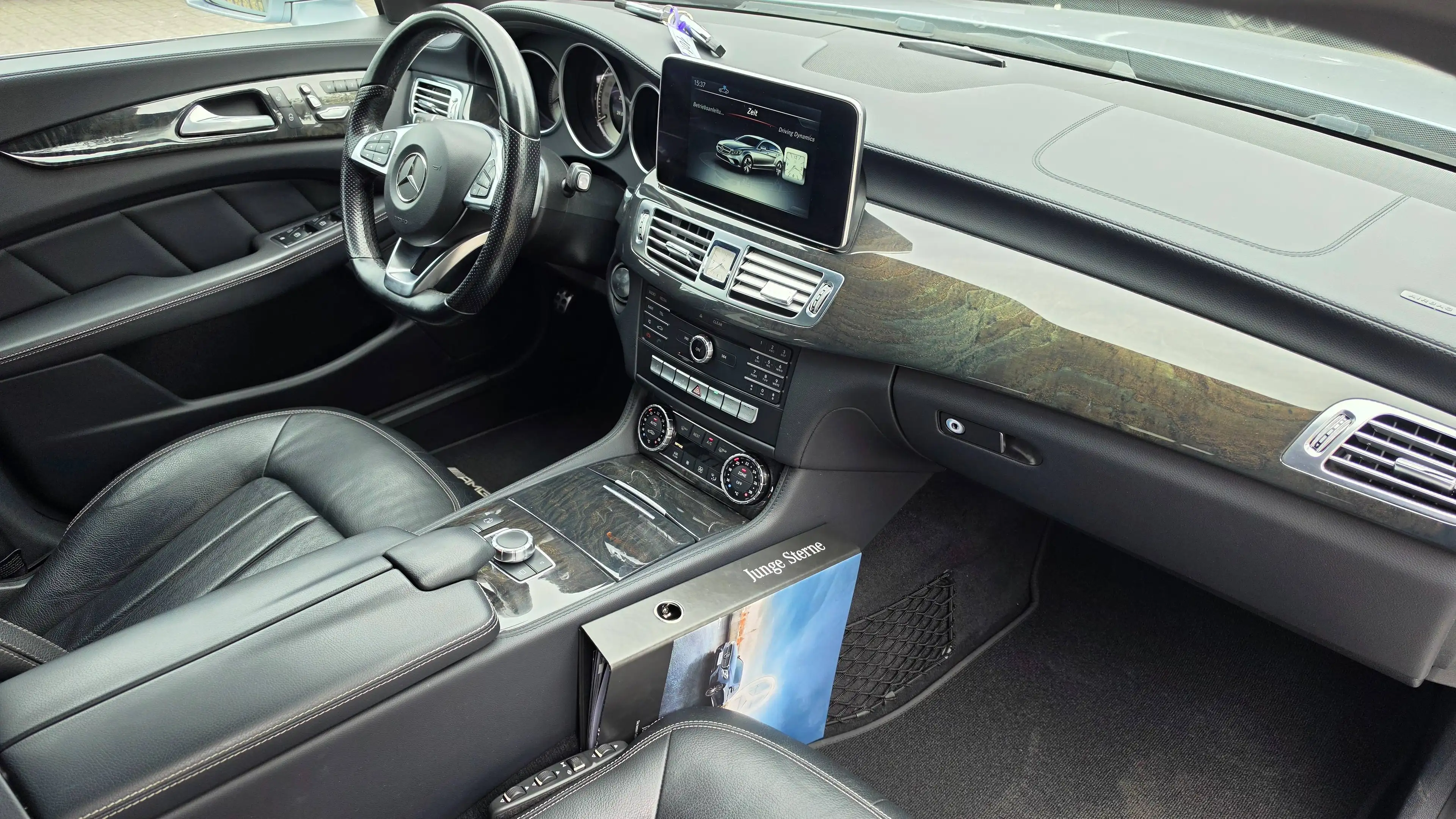 Mercedes-Benz CLS 350 CLS 350 CDI Shooting Brake d 9G-TRONIC Final Edition AMG Paket — photo 13