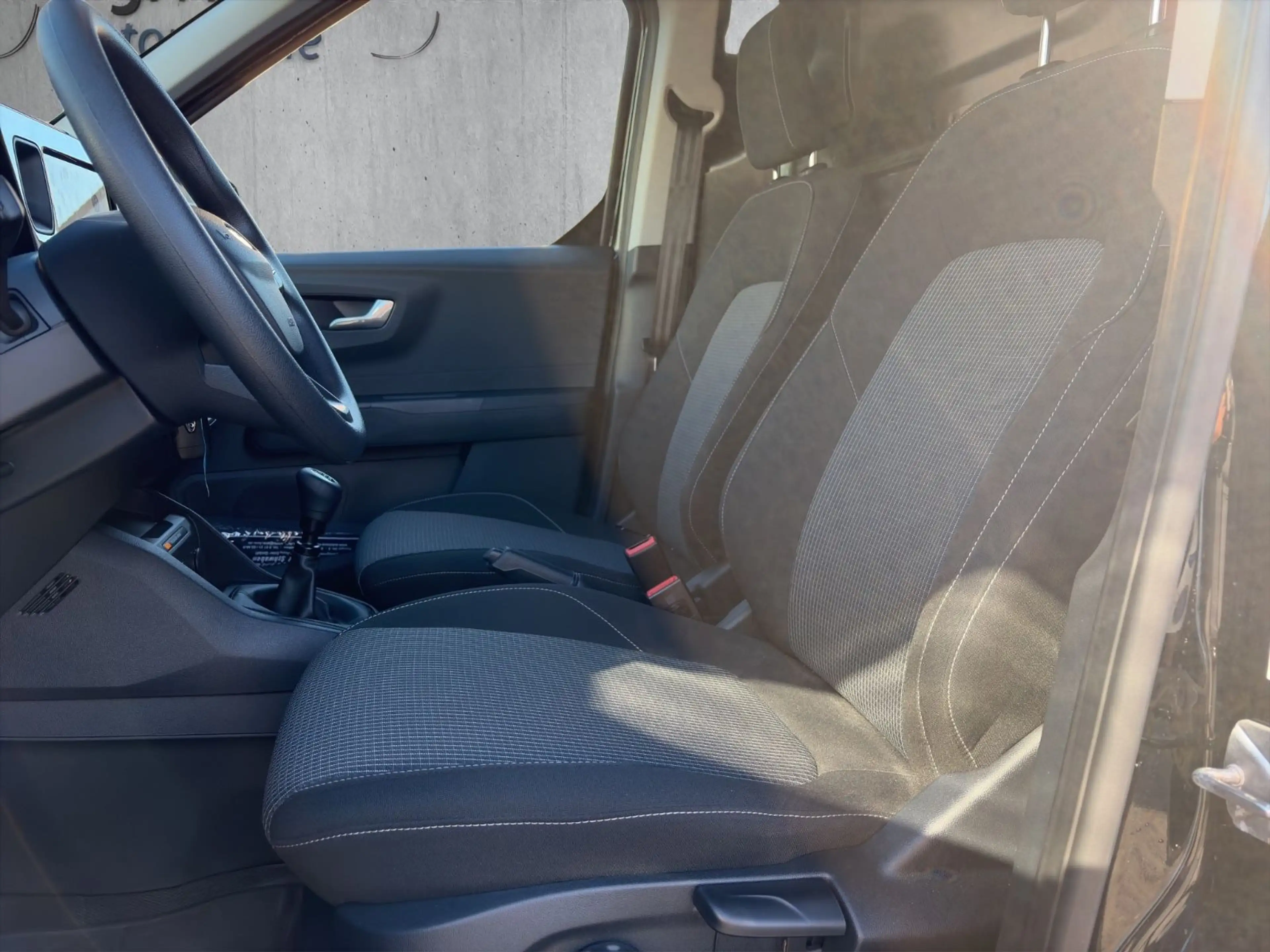 Ford Transit Courier Trend Klima — photo 9