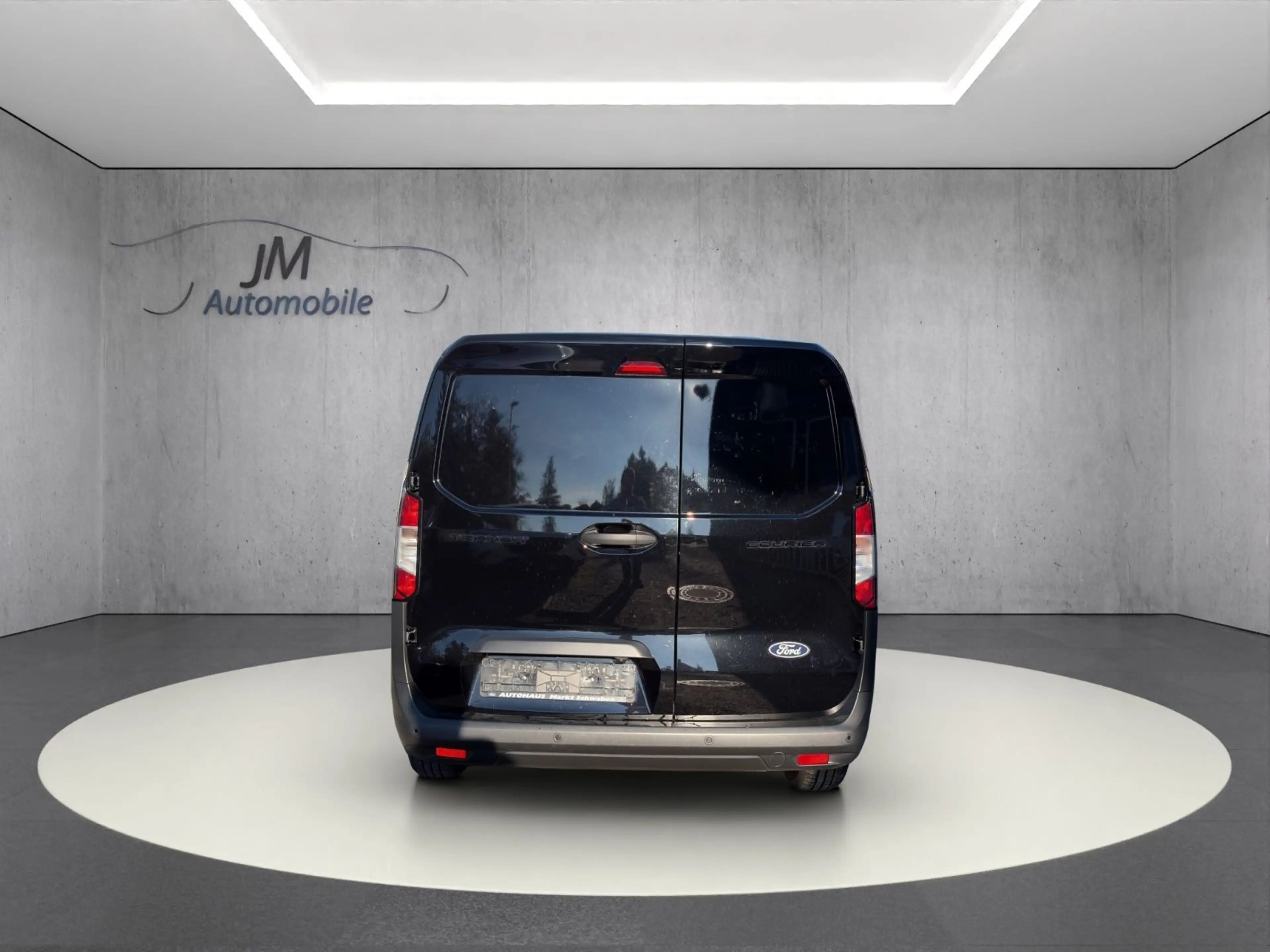 Ford Transit Courier Trend Klima — photo 3