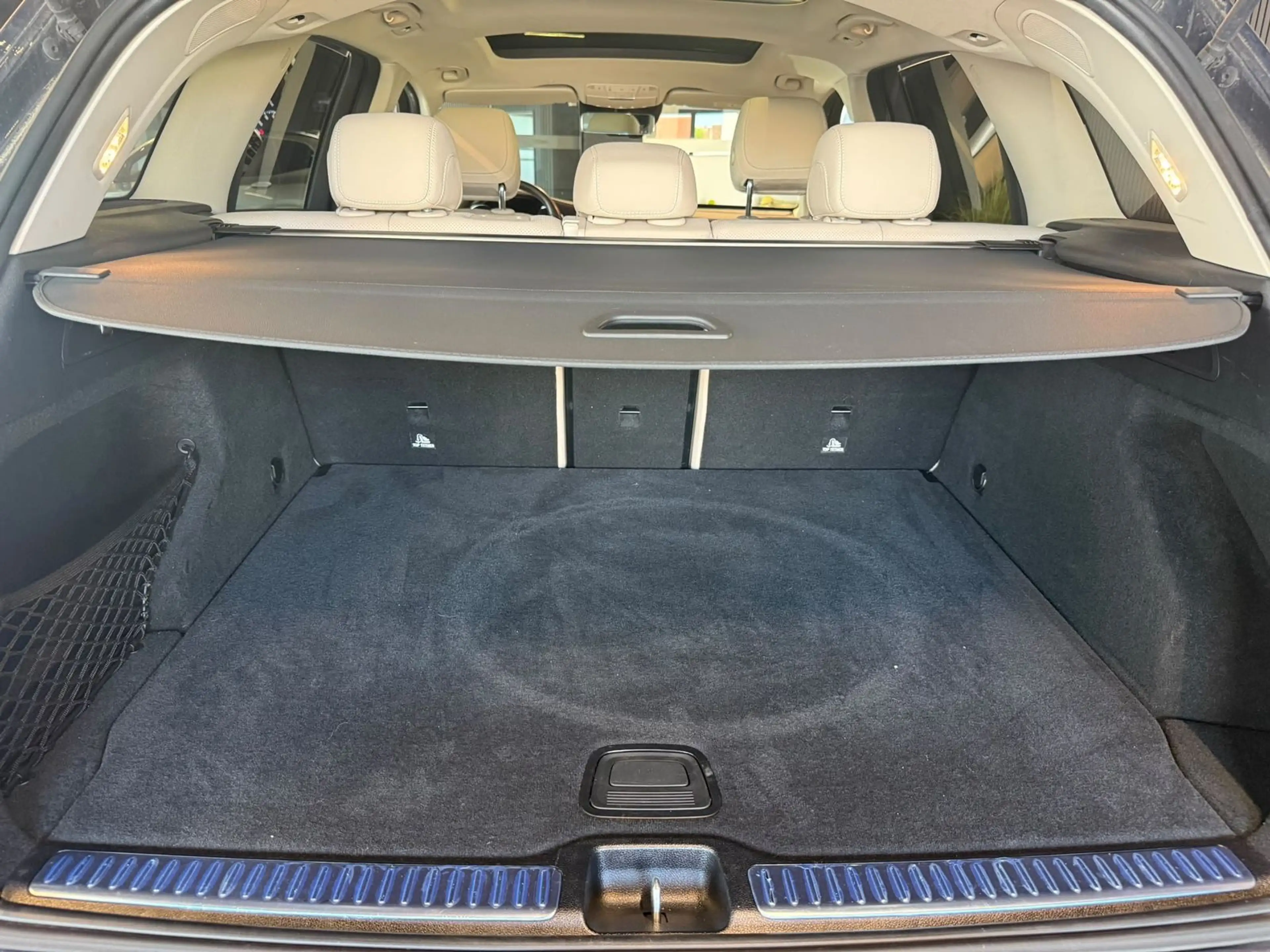 Mercedes-Benz GLC 400 d 4Matic /AHK/PANO/HUD/MEMORY/DISTR/KEYL — photo 13