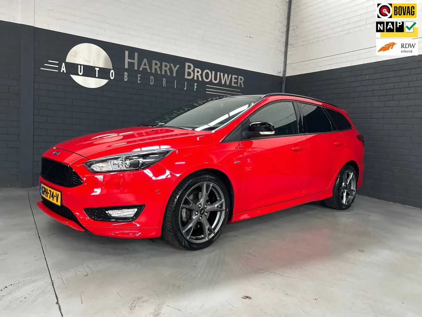 Ford Focus Wagon 1.5 Titanium, automaat, nieuwe motor,(met ga Rouge - 1