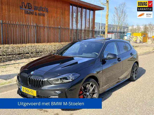 BMW 118 1-serie 118i M-Sport pro, M-stoel, panorama, H&K