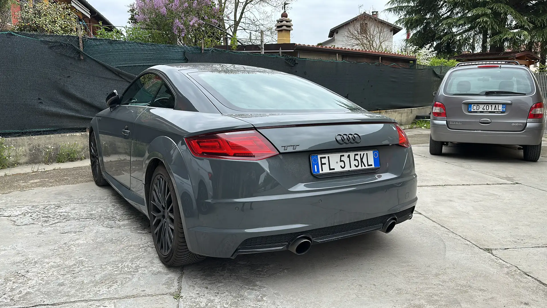 Audi TT Coupe 1.8 tfsi S line s-tronic - 2