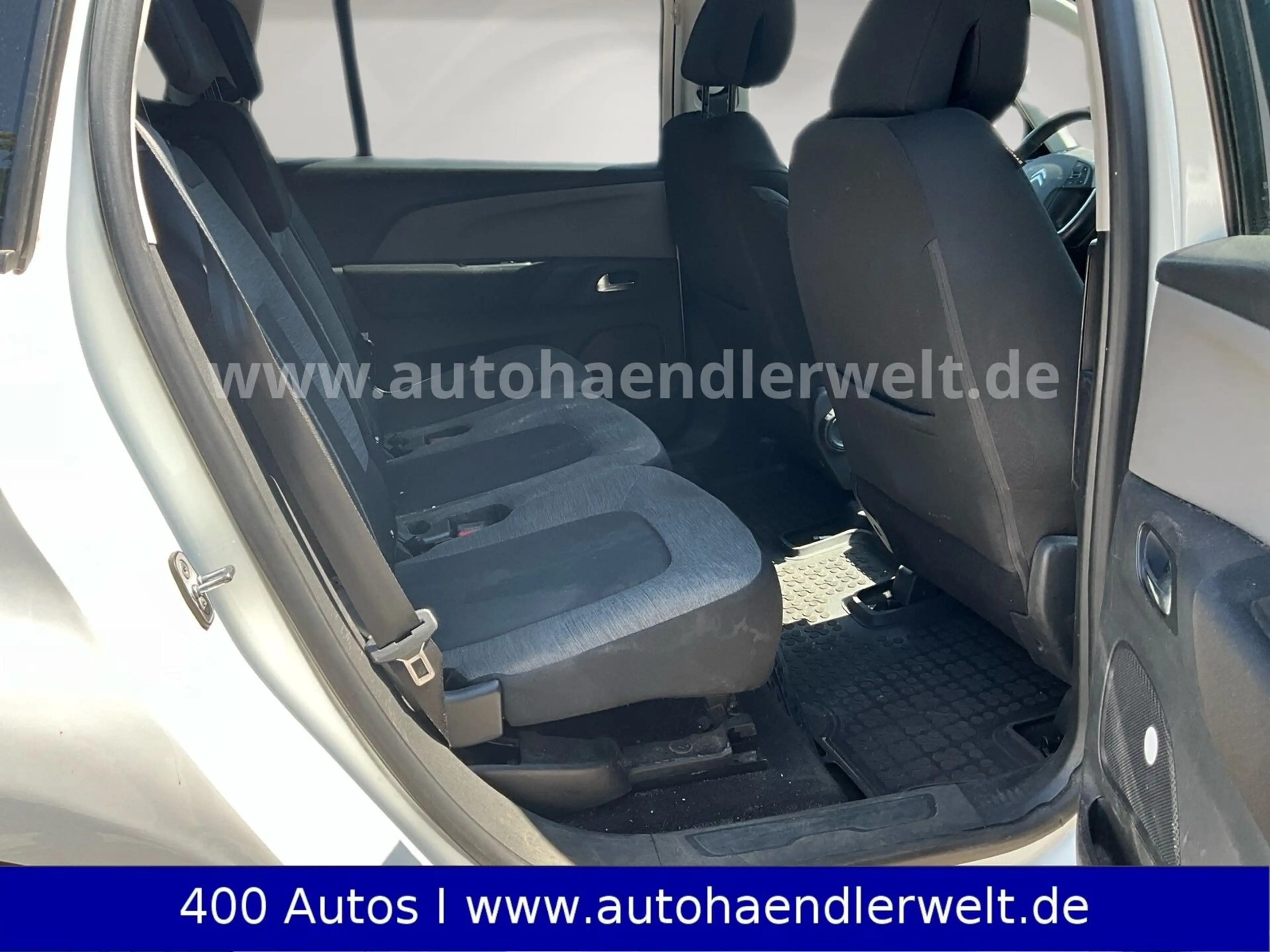 Citroen Grand C4 Picasso — photo 12