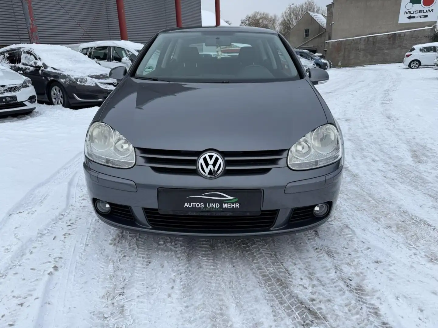 Volkswagen Golf V Lim. Tour Klima Einparkhilfe Sitzheizung Grau - 2