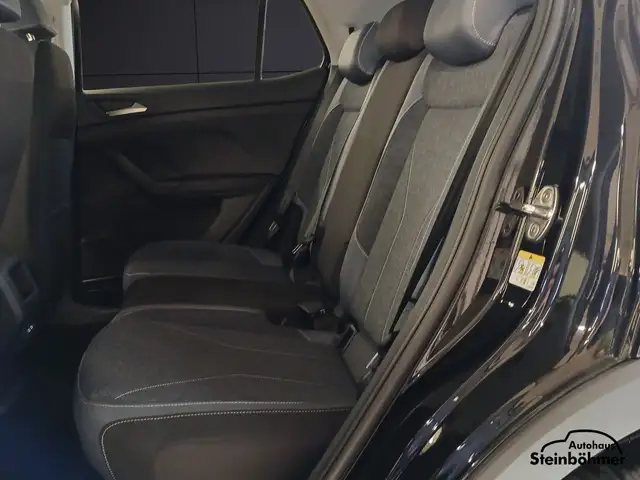 Volkswagen T-Cross view 14