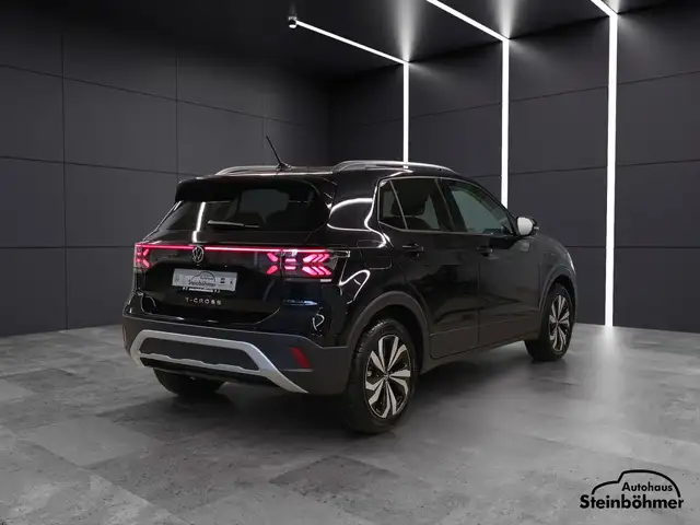 Volkswagen T-Cross view 7