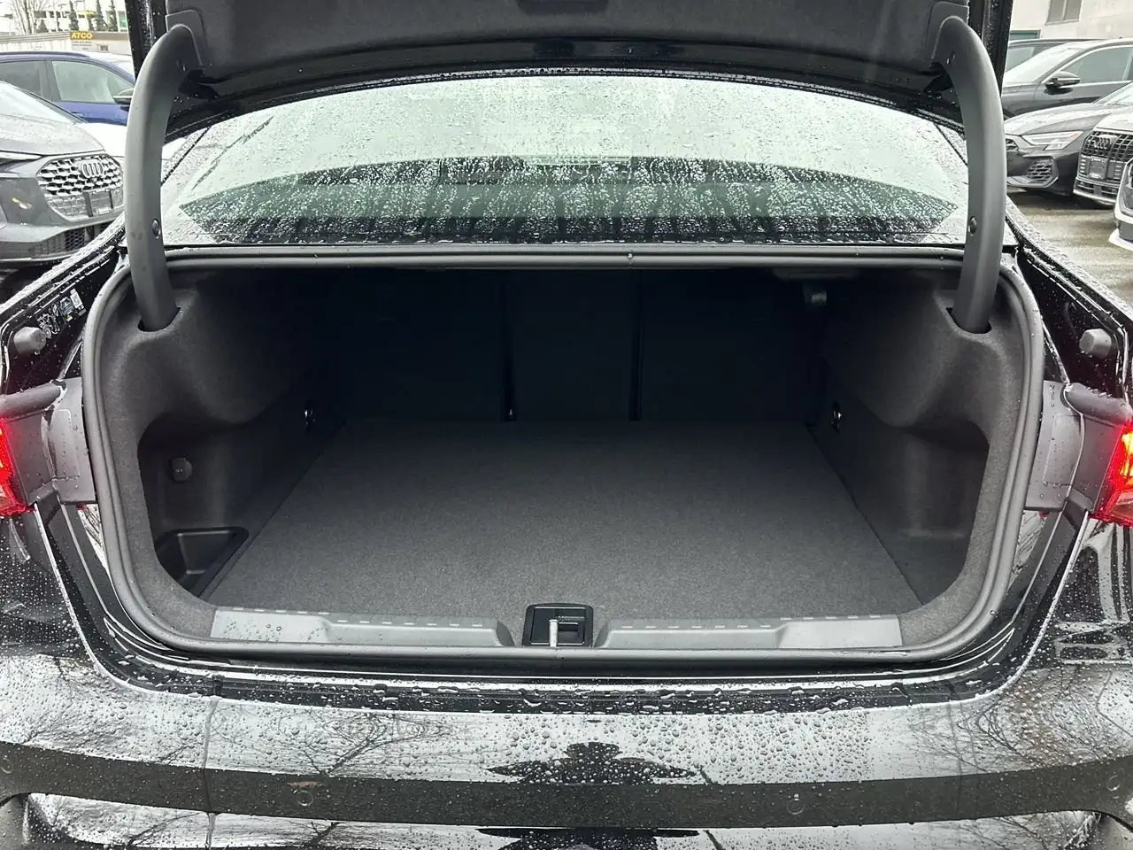 Audi S3 снимка Audi S3