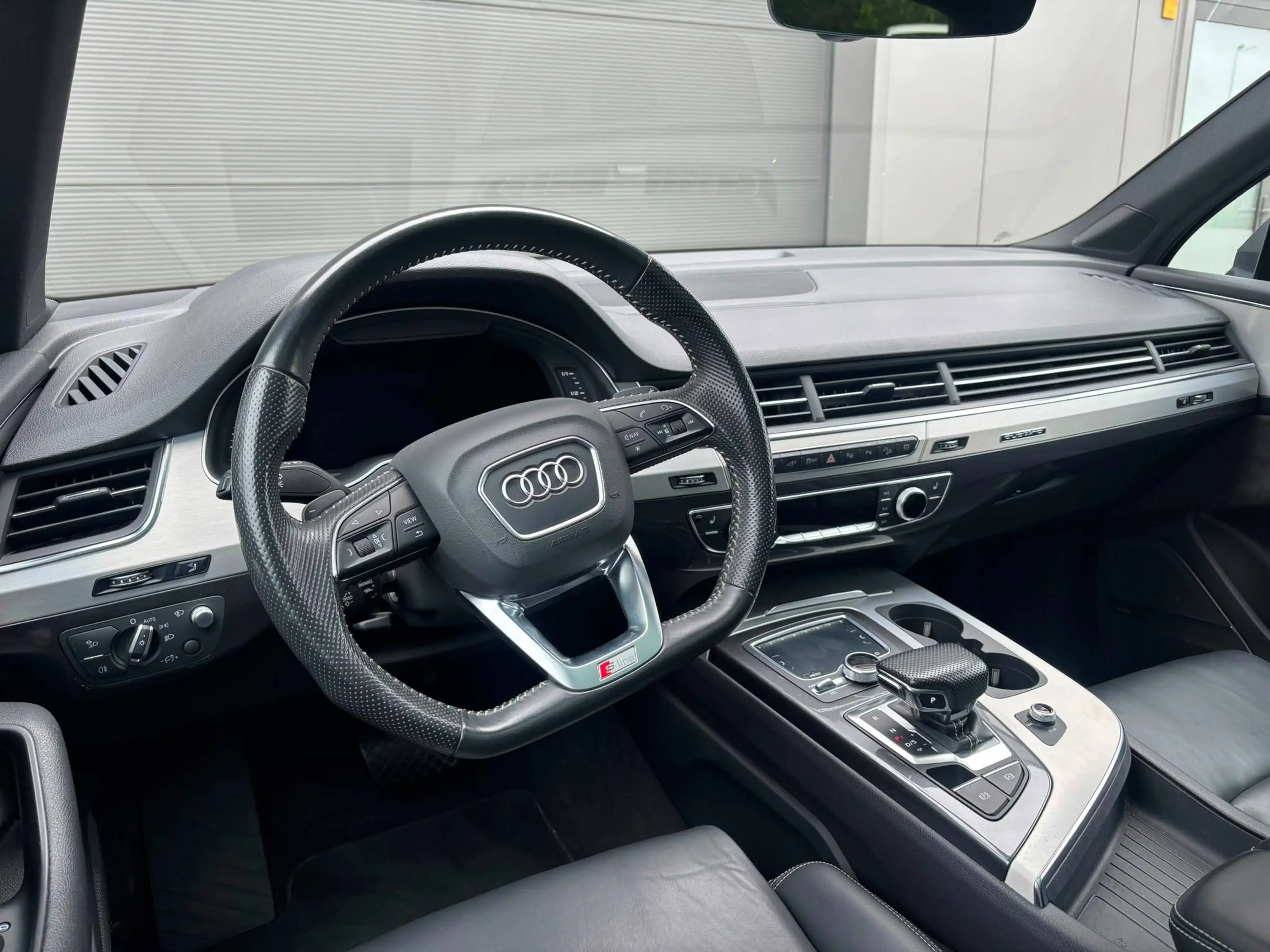 Audi Q7 e-tron Matrix/pano dak/camera/S-Line — photo 10