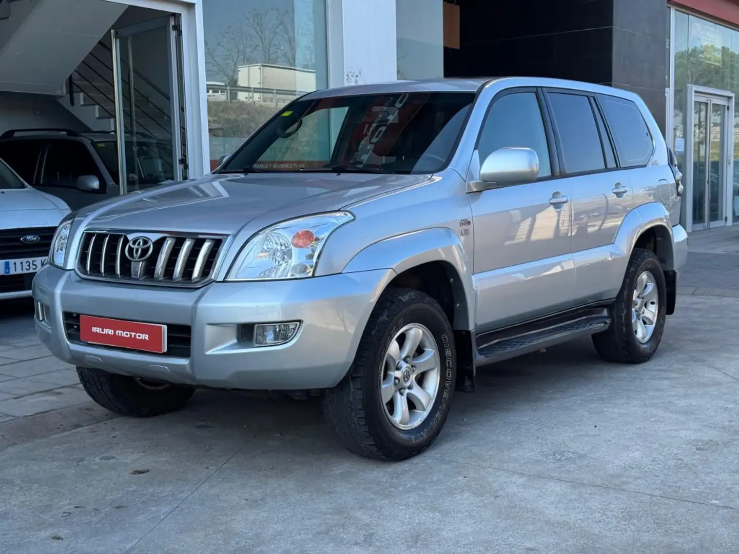 Toyota Land Cruiser 3.0 D4-D VXL Plateado - 2