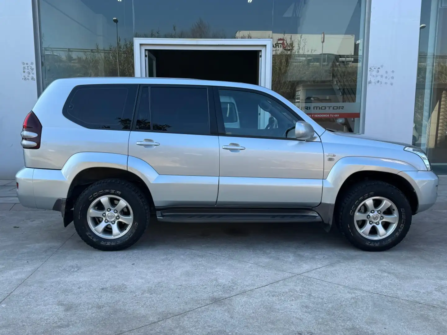 Toyota Land Cruiser 3.0 D4-D VXL Plateado - 1
