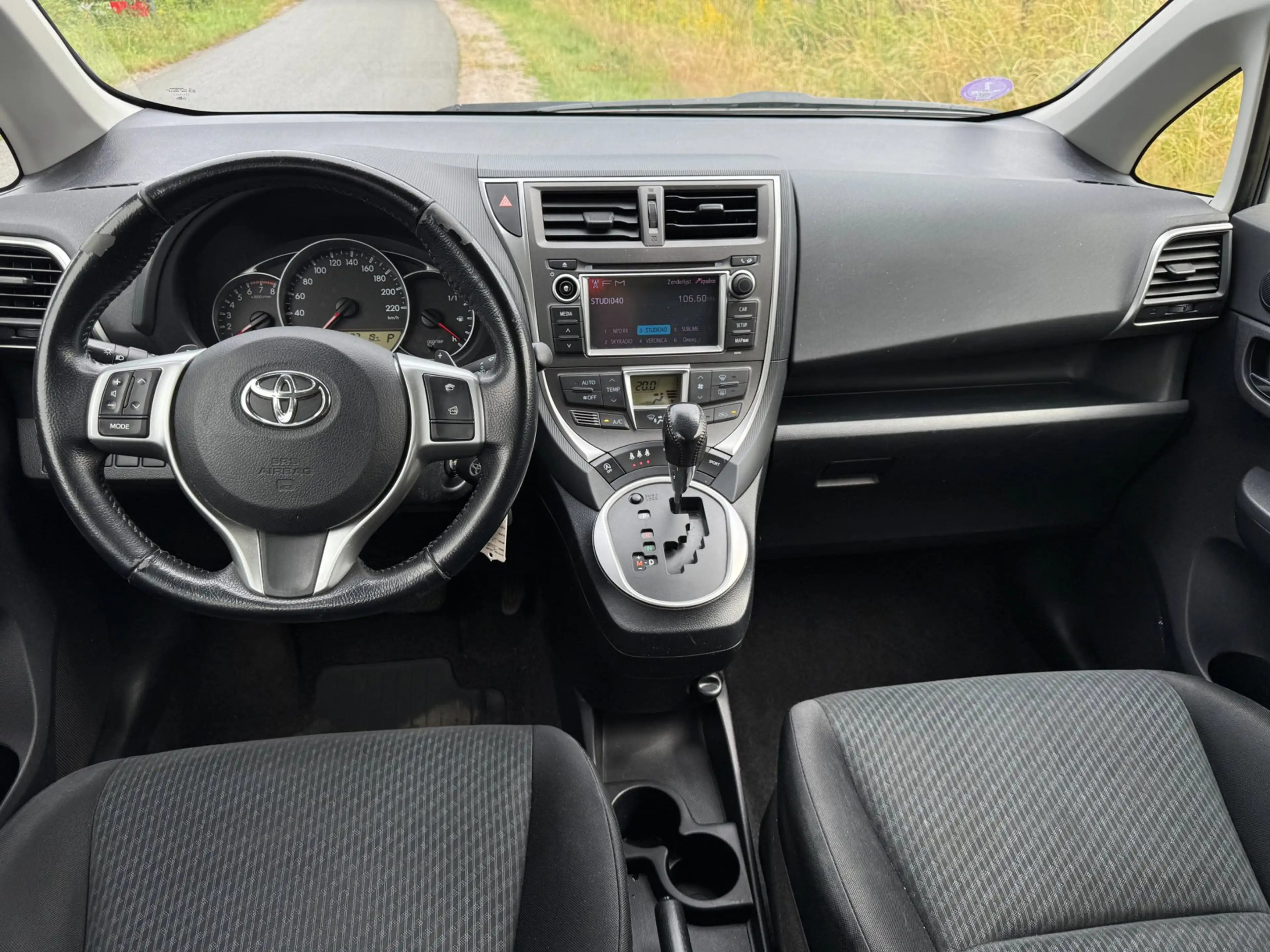 Toyota Verso-S 1.3 VVT-i Aspiration compleet onderhouden|AUTOMAAT — photo 12