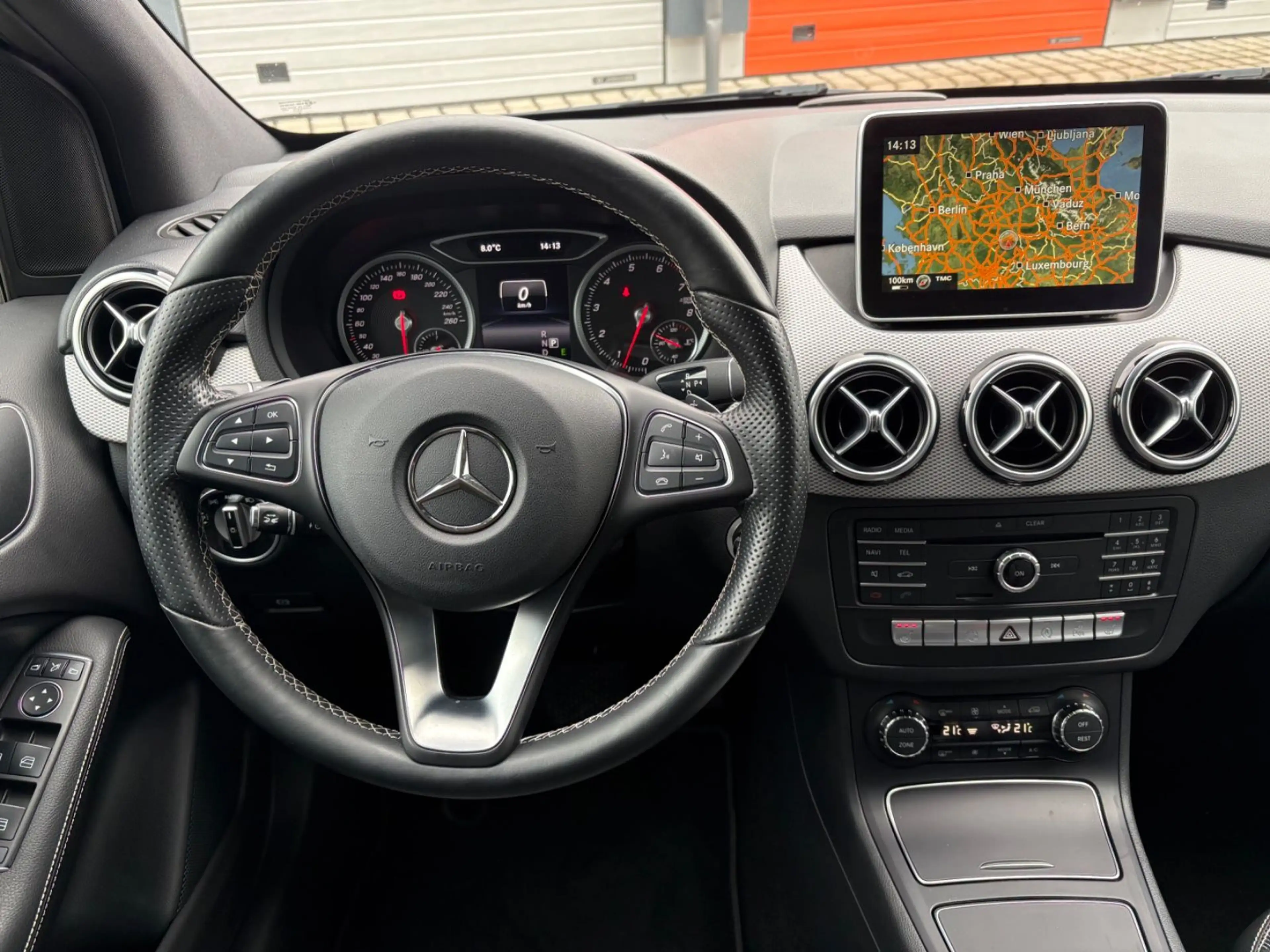 Mercedes-Benz B 250 Urban Night Kamera ACC SPUR TOT LED NAVI — photo 12