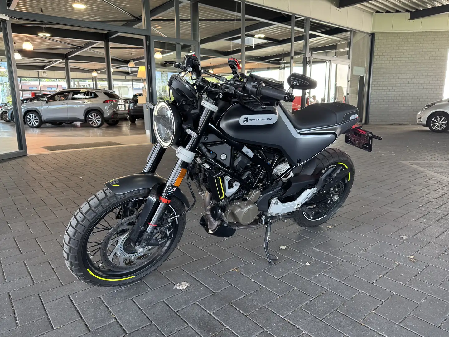 Husqvarna Svartpilen 125 - 1