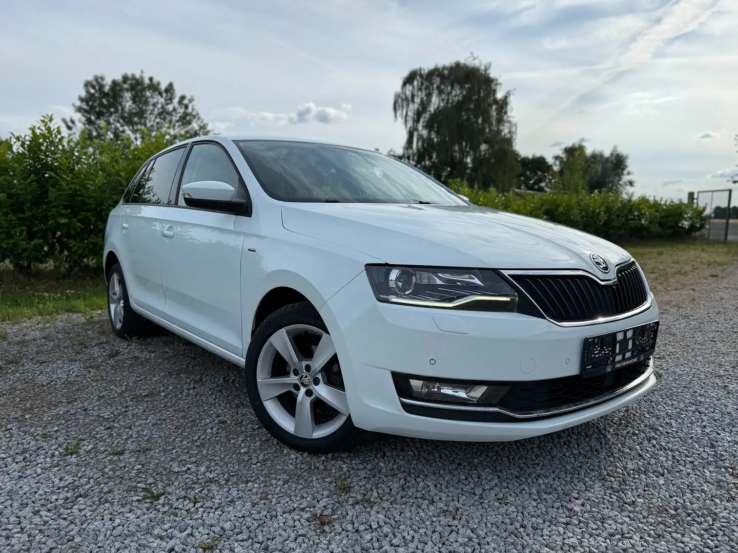 Skoda Rapid/Spaceback Clever Weiß - 1