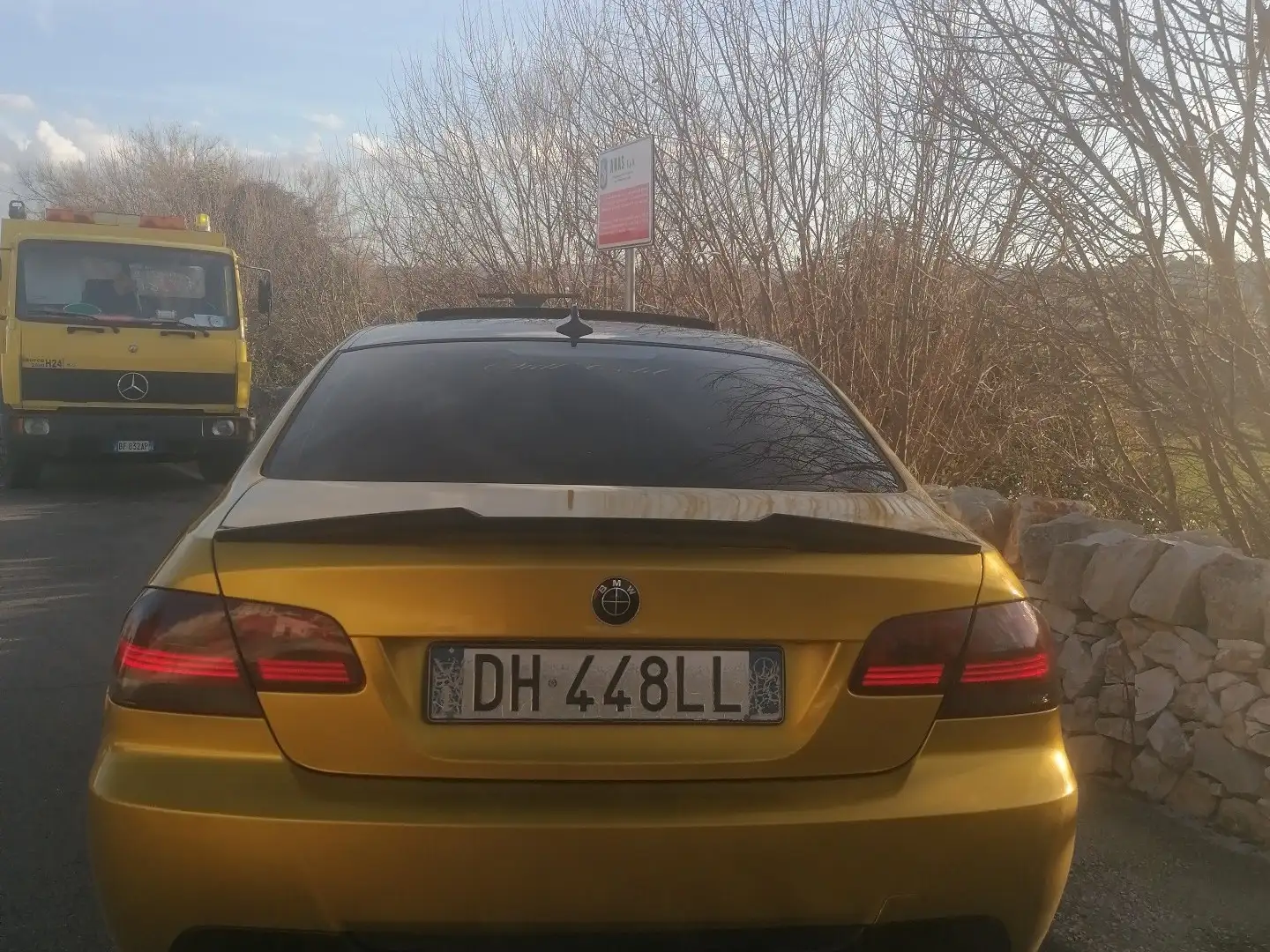 BMW 320 320d Coupe Eletta 177cv Zlatá - 2
