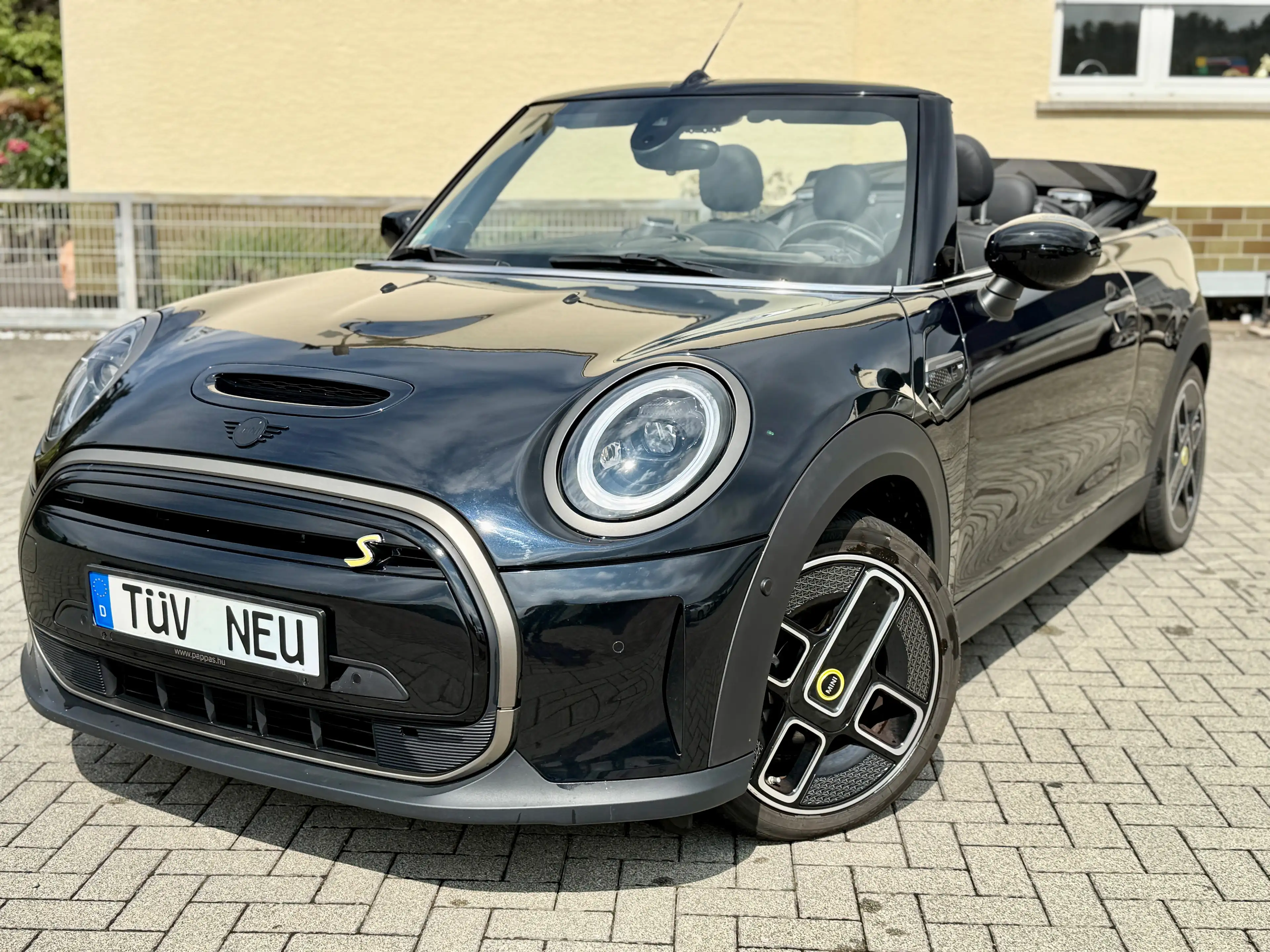 MINI One Cabrio Cooper SE *1/999 Edition*TÜV Neu*