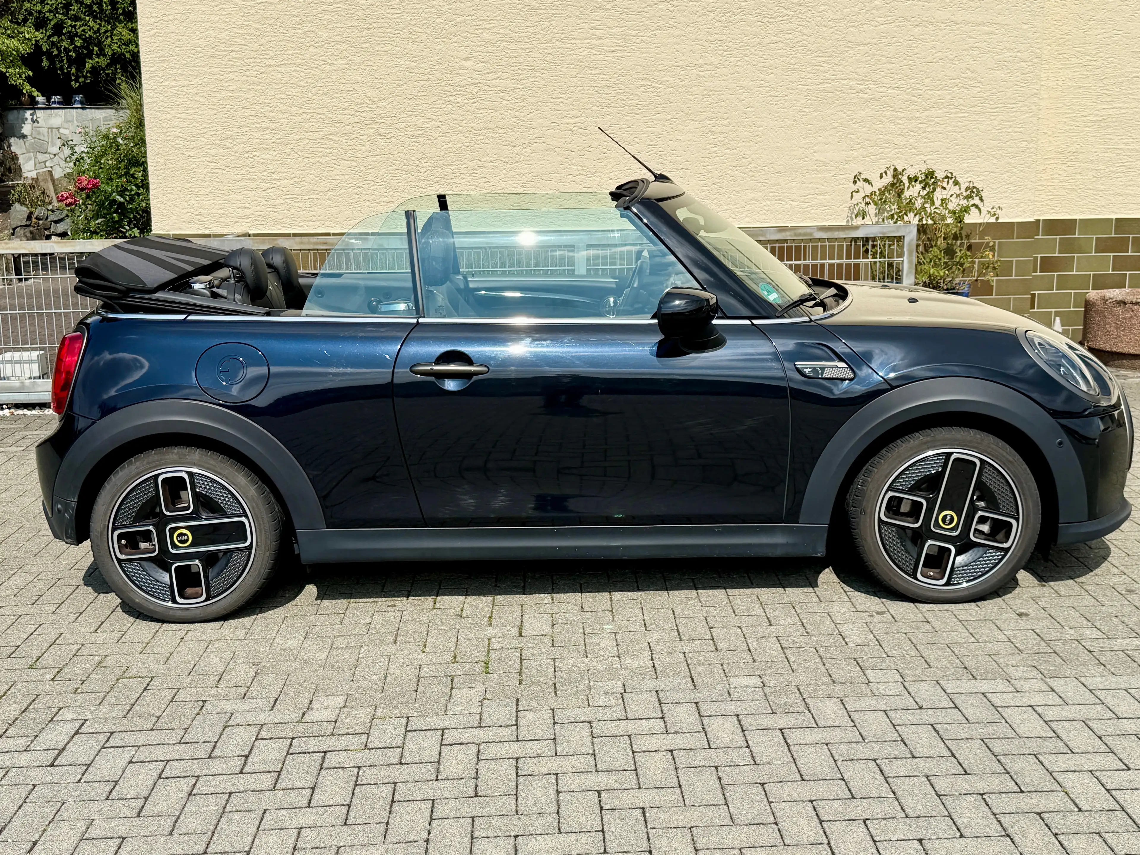 MINI One Cabrio Cooper SE *1/999 Edition*TÜV Neu* — photo 10