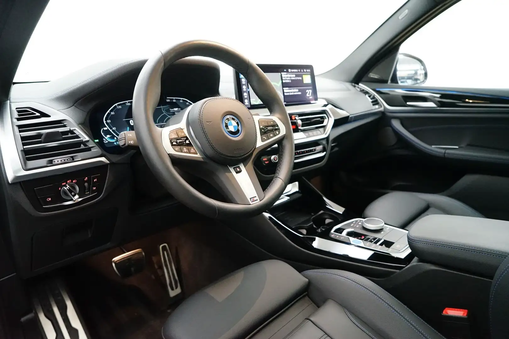 BMW iX3 [Impressive, M Sport, Laser, HUD, 360°] Weiß - 2