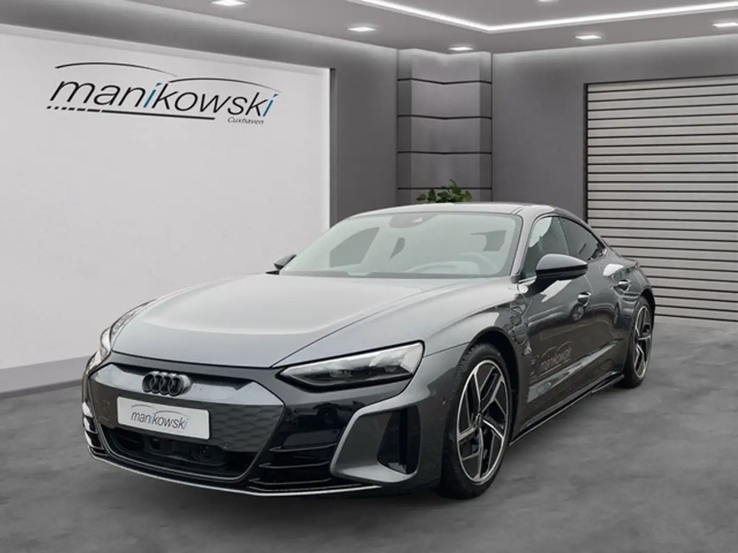 Audi e-tron quattro --598PS--PanoD+HUD+RFK+Navi+BT+B&O+LED+LRH Šedá - 1