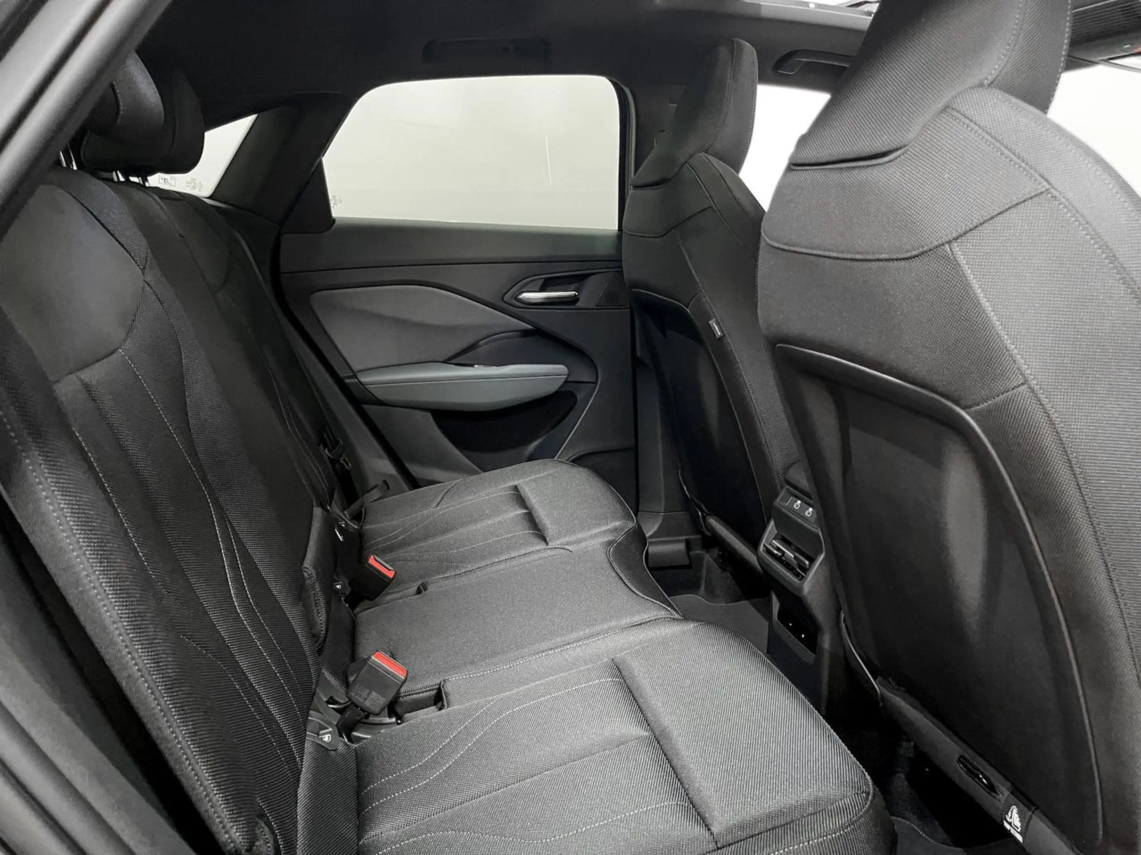 Audi Q3 1.5 TFSI MHEV S-Line S-Tronic / Pano / Carplay / Camera / ACC / Navigatie — photo 15