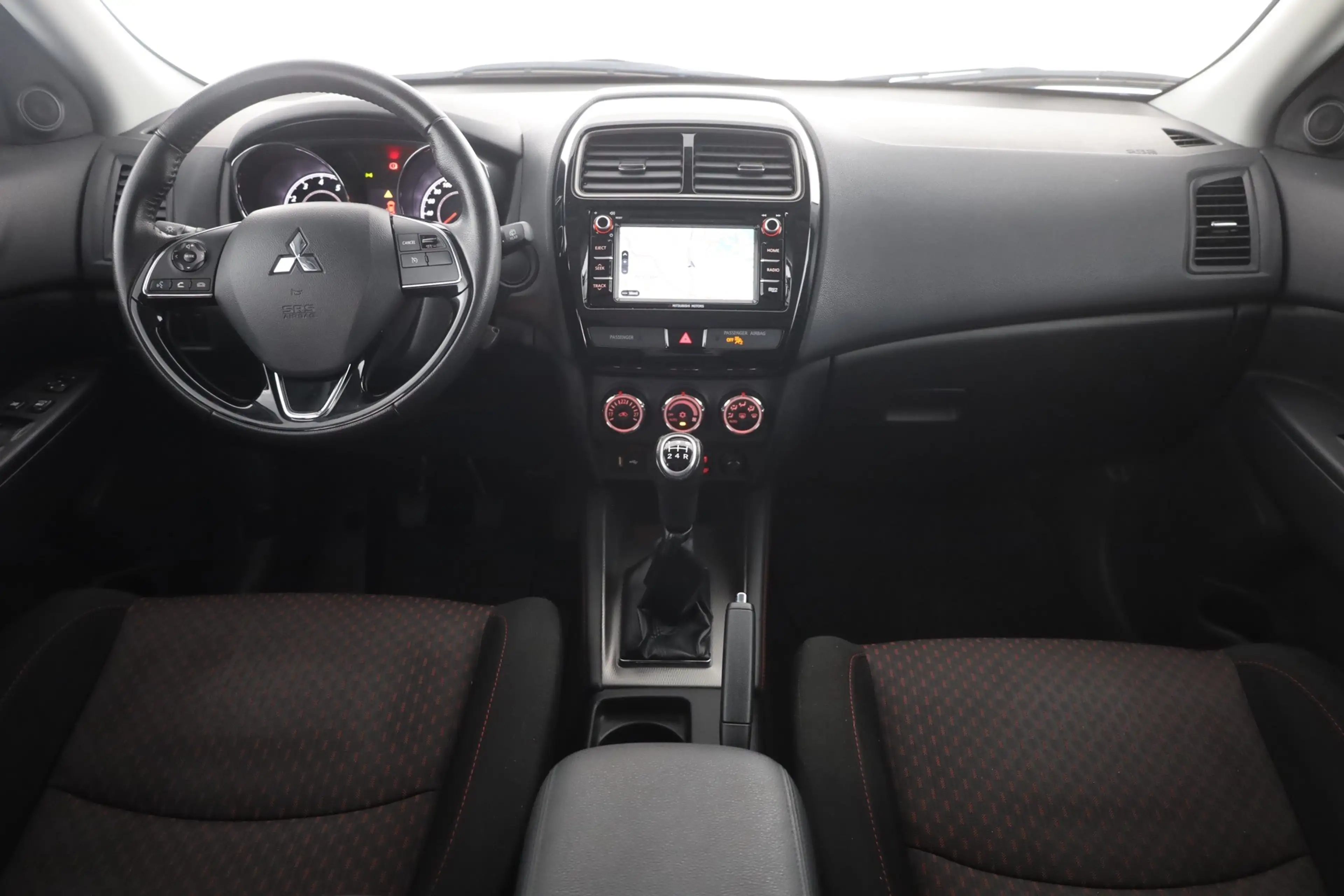 Mitsubishi ASX 1.6 MIVEC Edition 100 Android Apple DAB PDC — photo 9