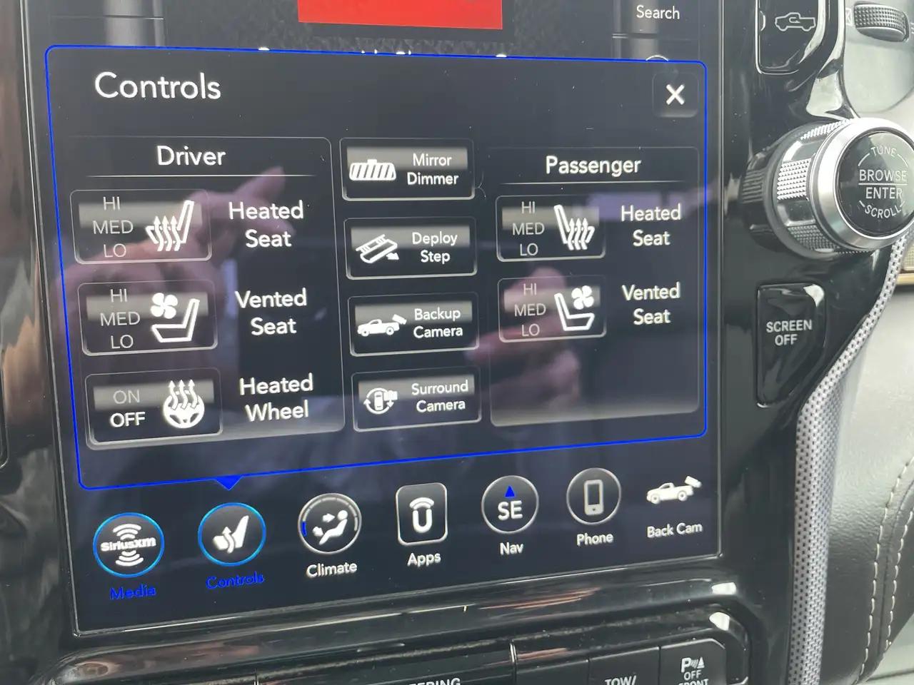 RAM 1500 снимка RAM 1500